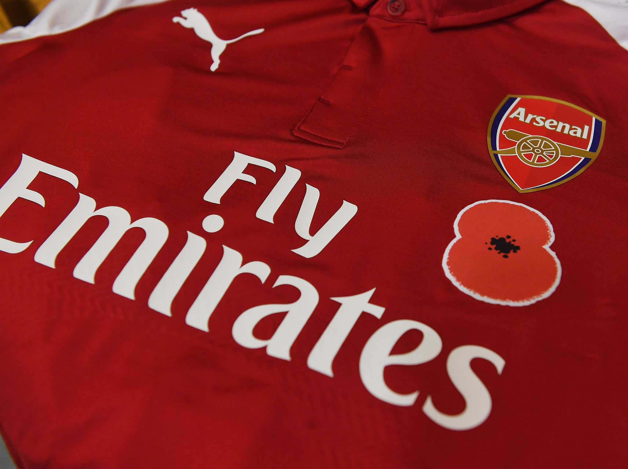 Arsenal have signed an extension to their shirt sponsorship deal