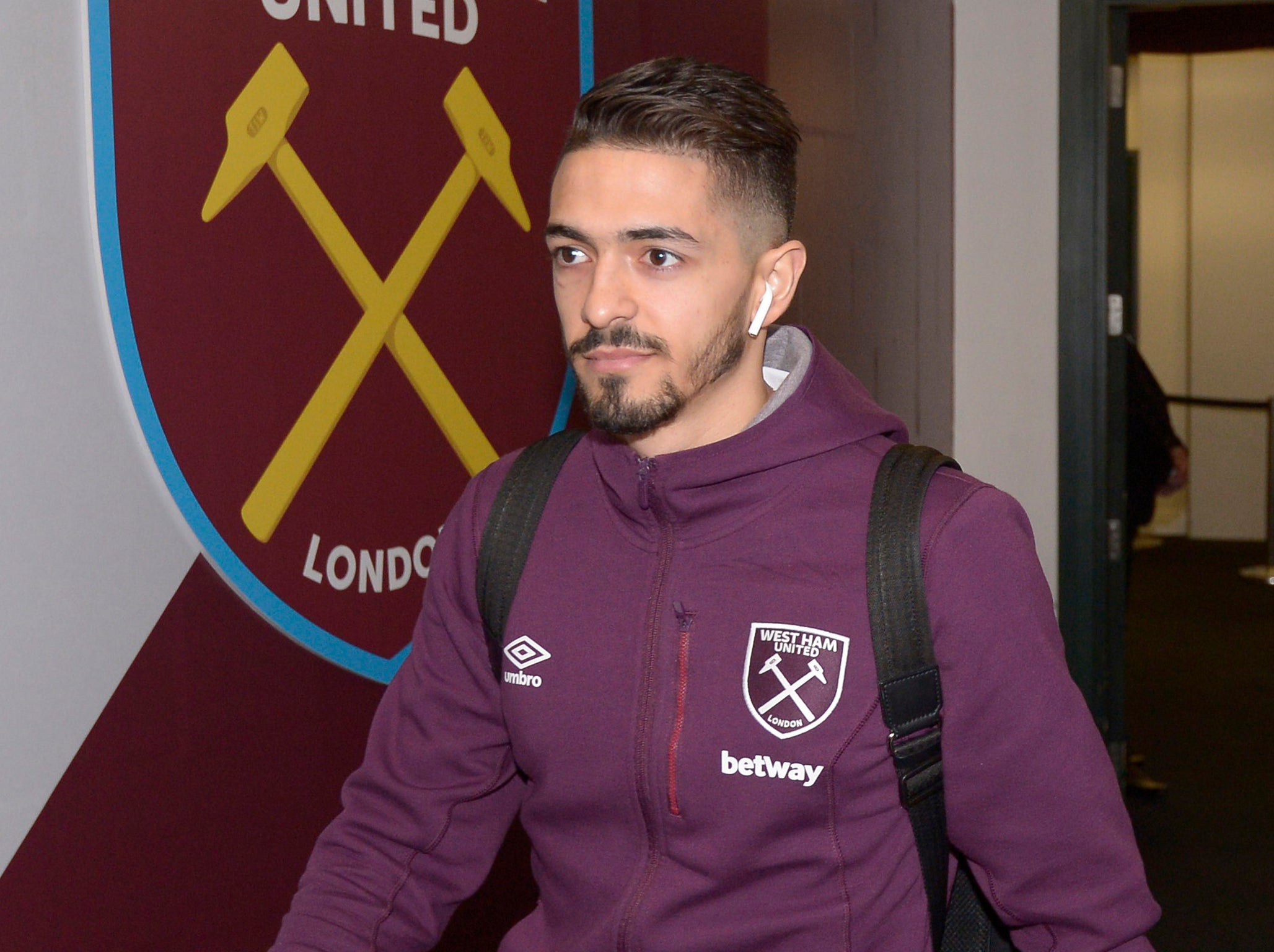 Manuel Lanzini is close to making his return