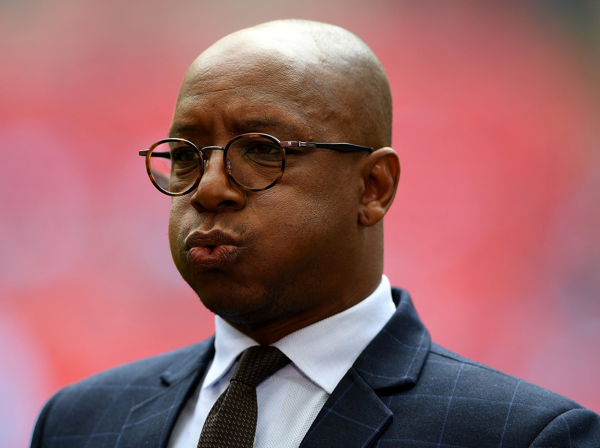 Ian Wright wants Arsene Wenger to go