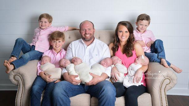 The sextuplets were born on December 11 (Ashley Sargent Photography)