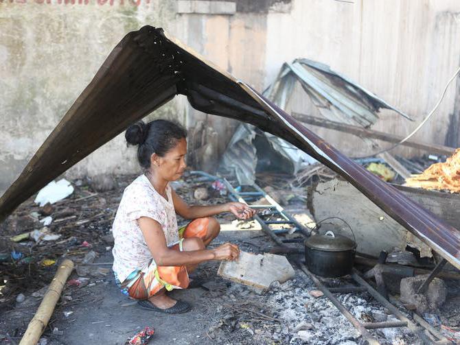 &#13;
Survivors of recent typhoons have joined civil organisations and Greenpeace to launch the campaign &#13;