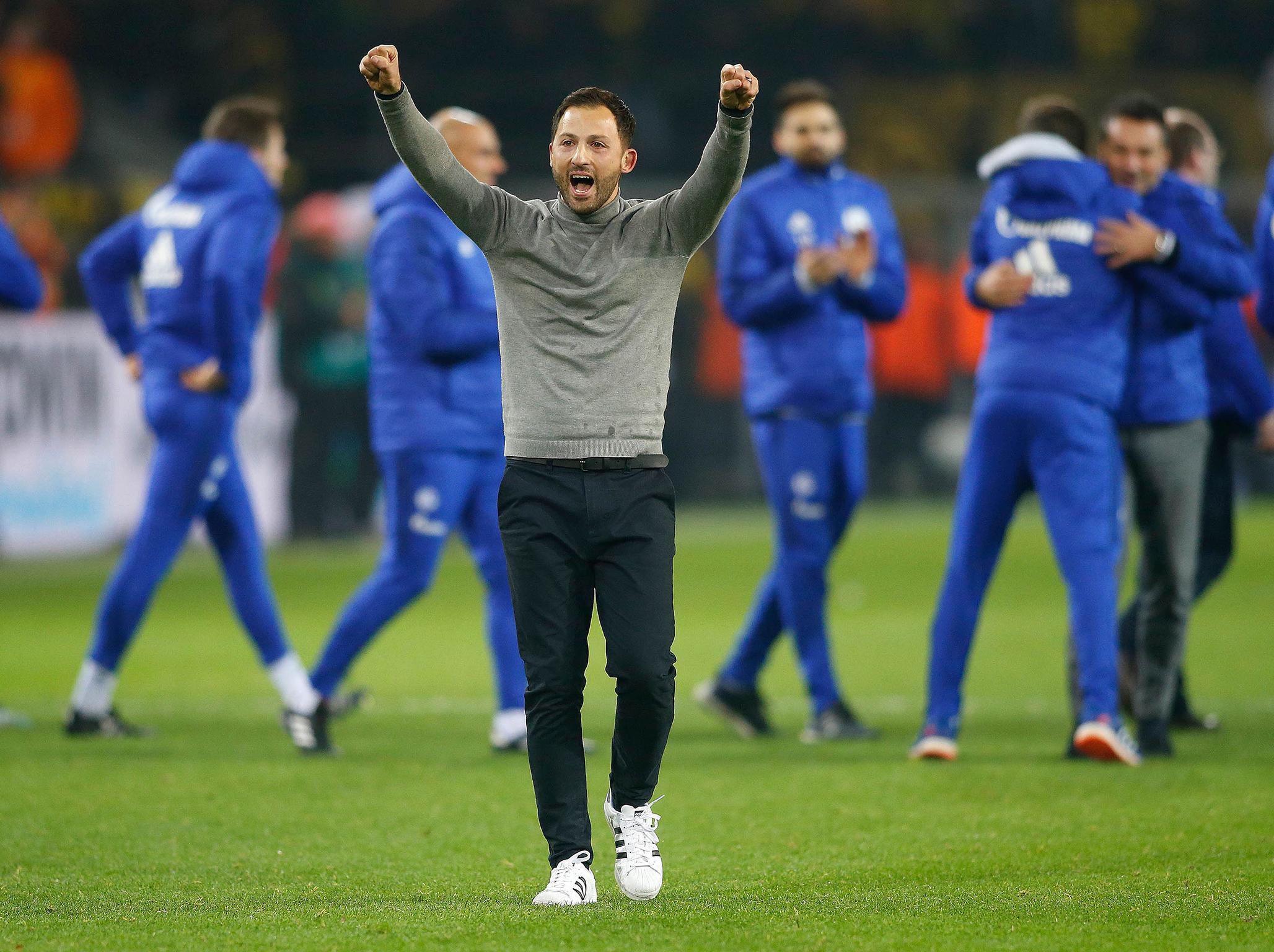 Tedesco celebrates Schalke’s remarkable comeback against Dortmund