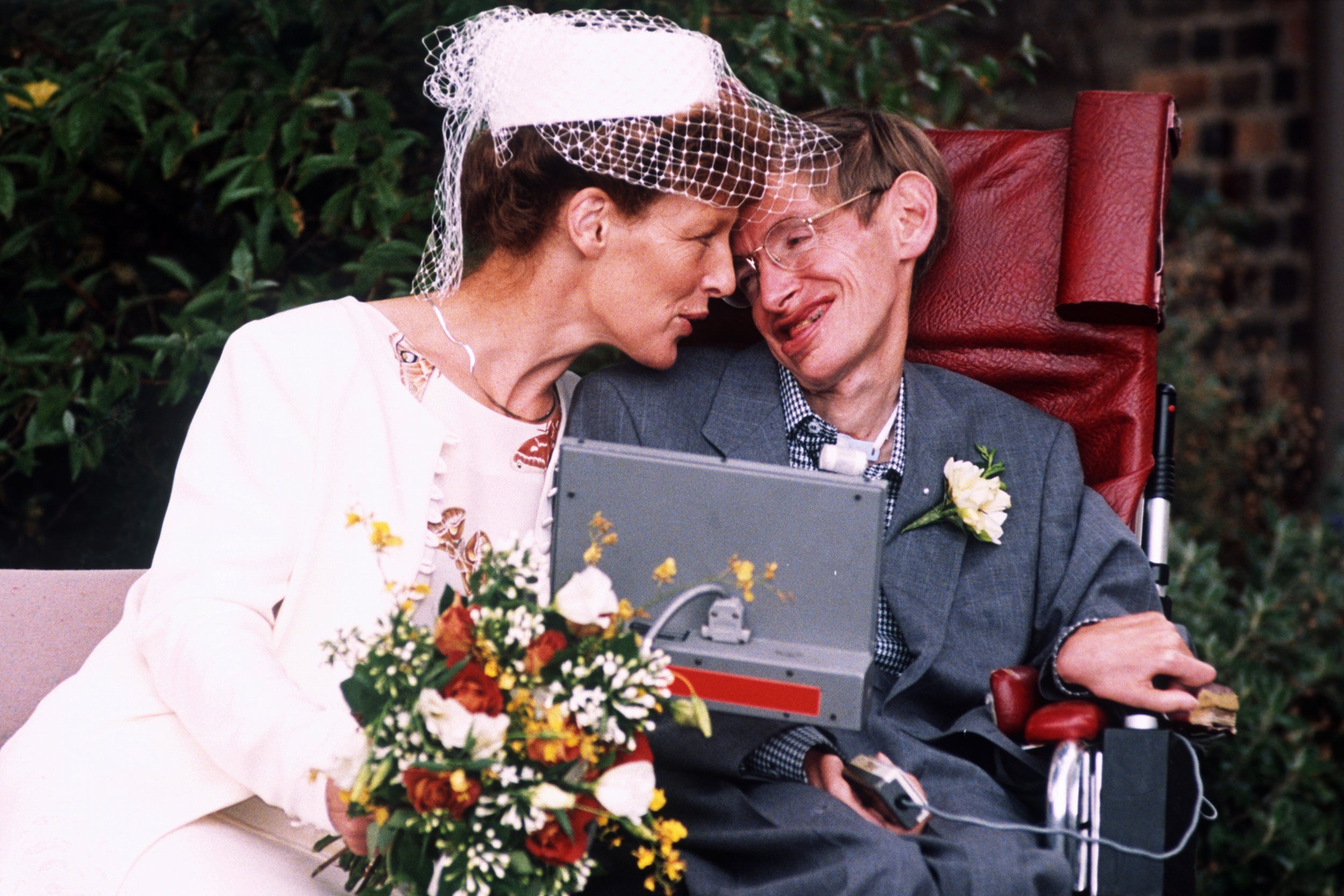 He married his second wife, Elaine Mason, his nurse and ex-wife of the man who gave him his voice, in 1995