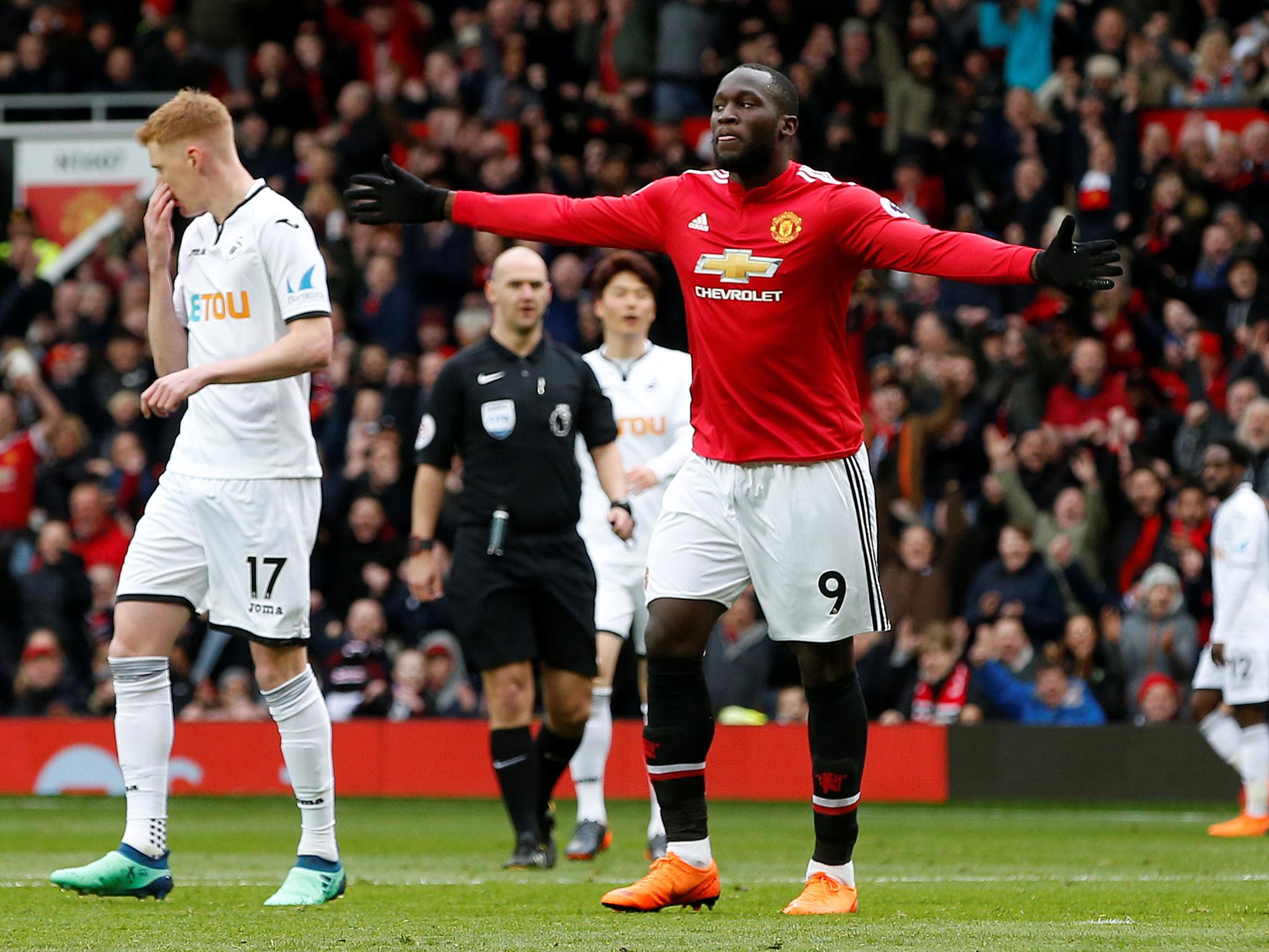 Lukaku celebrates his 100th Premier League goal after scoring against Swansea