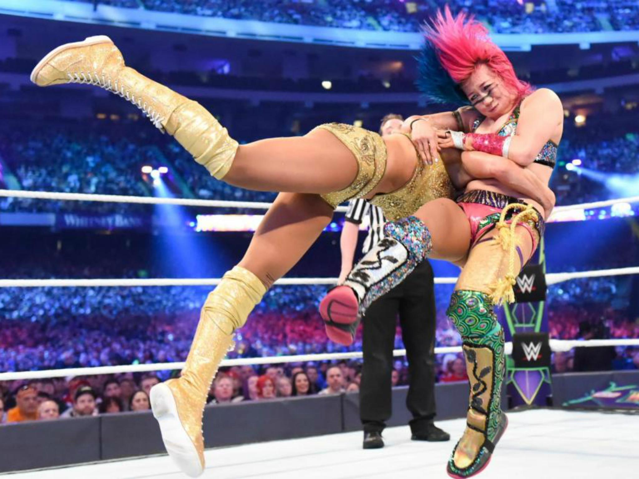 Charlotte dealt Asuka her first defeat