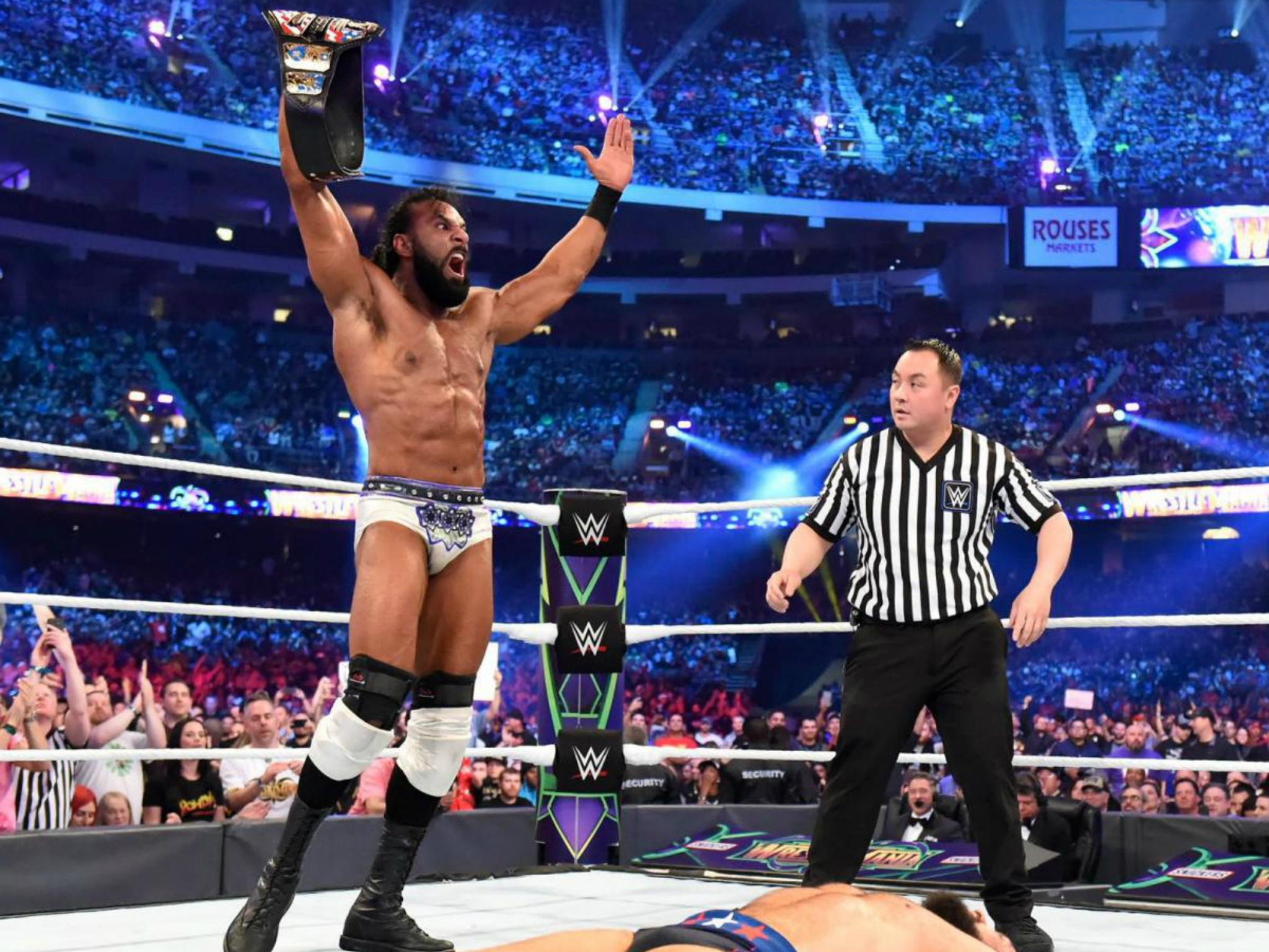 Jinder Mahal celebrates winning the US Championship