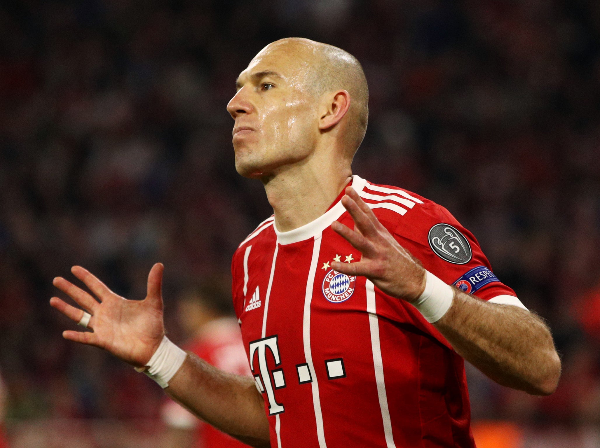 Robben reacts to a missed chance