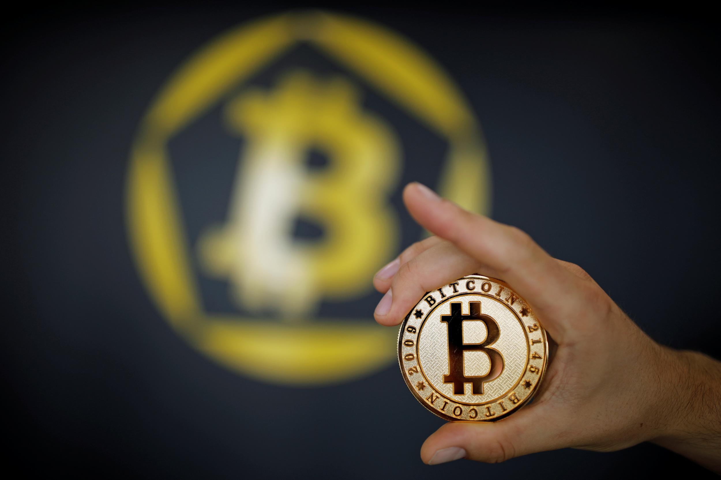 Bitcoin is "permissible" under Sharia law, a study on the cryptocurrency has found.