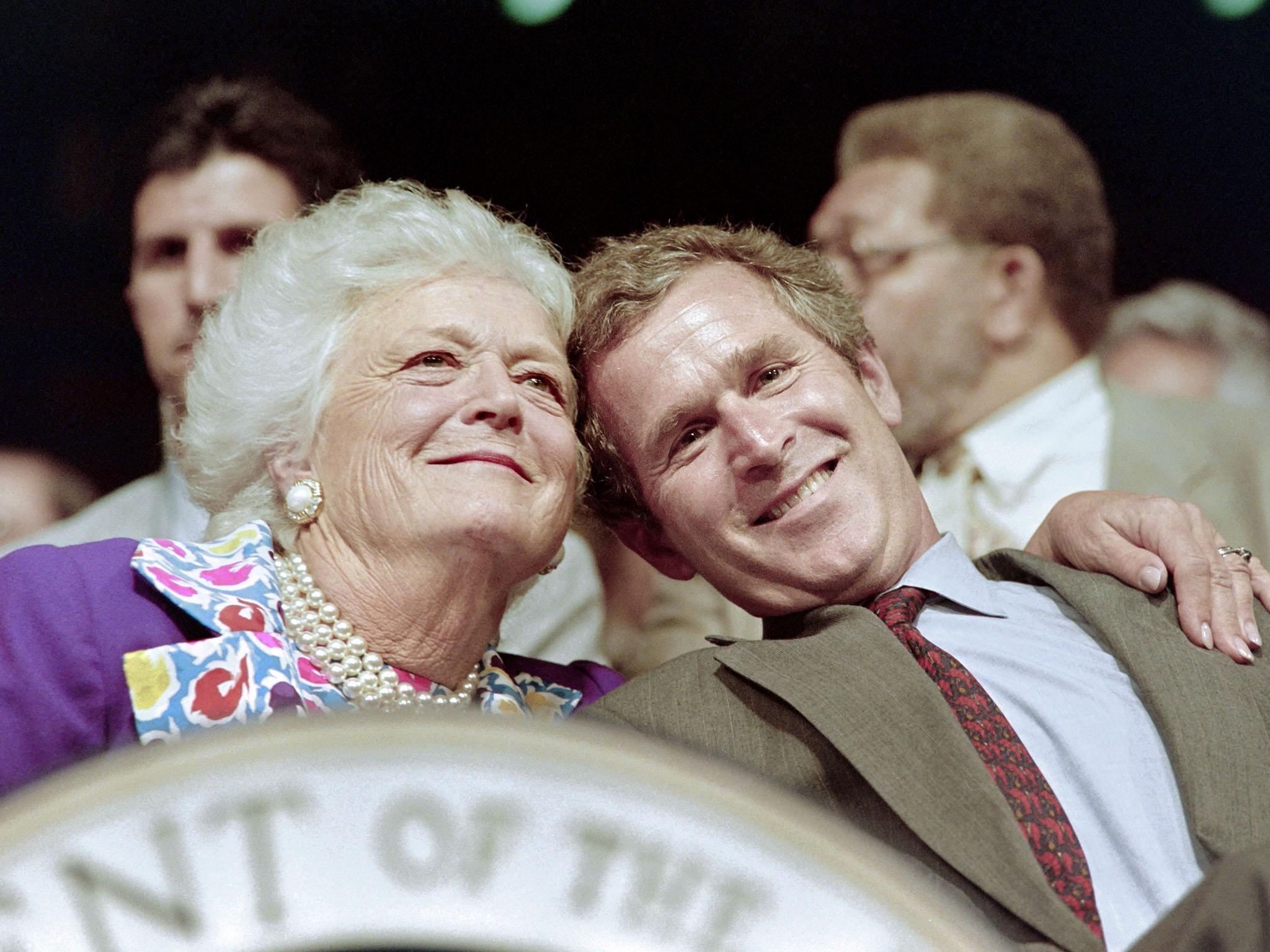 &#13;
First Lady Barbara Bush and her son George Bush Jr attend the 1992 Republican National Convention (AFP/Getty)&#13;