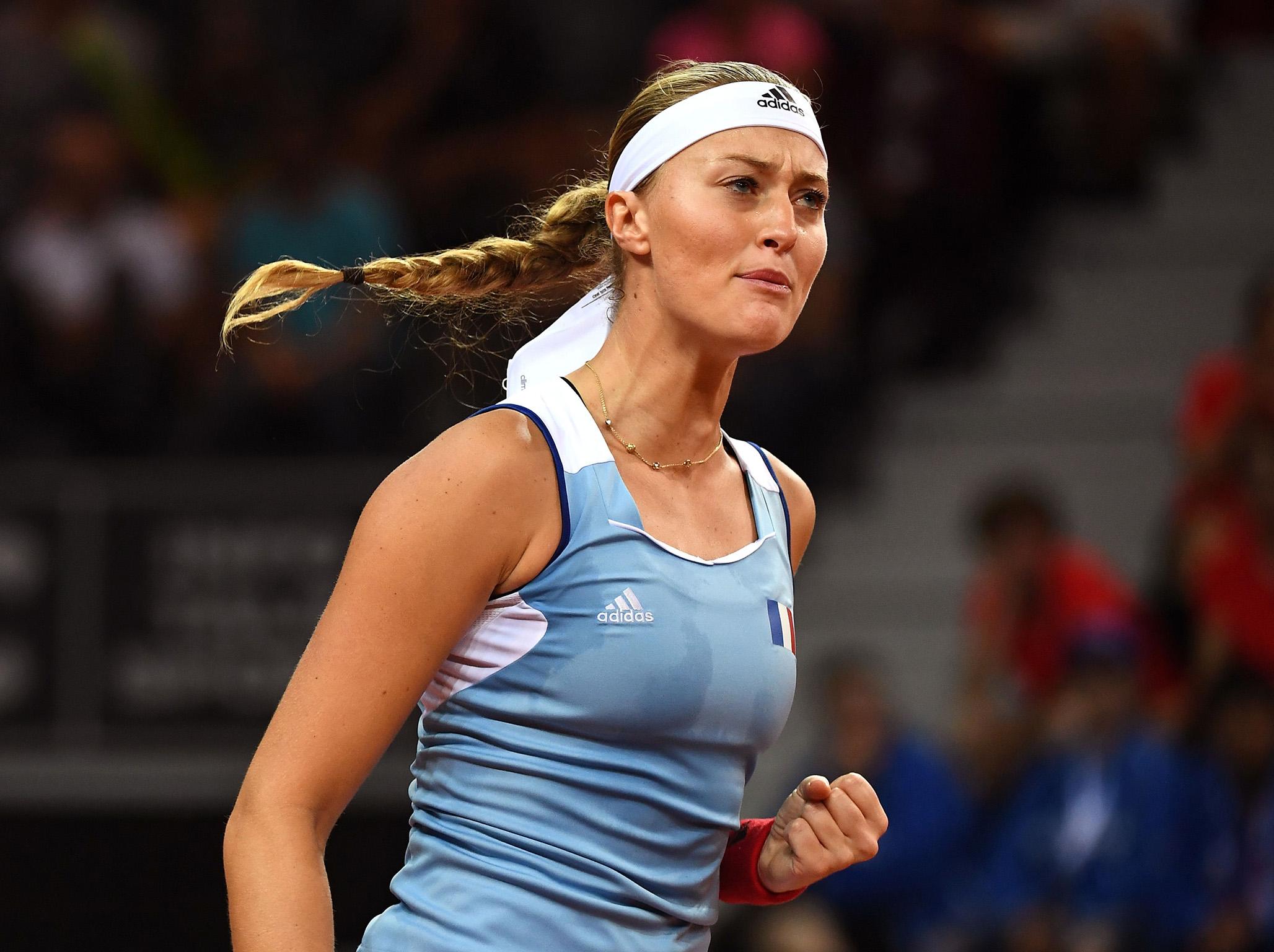 Kristina Mladenovic celebrates her win over CoCo Vandeweghe