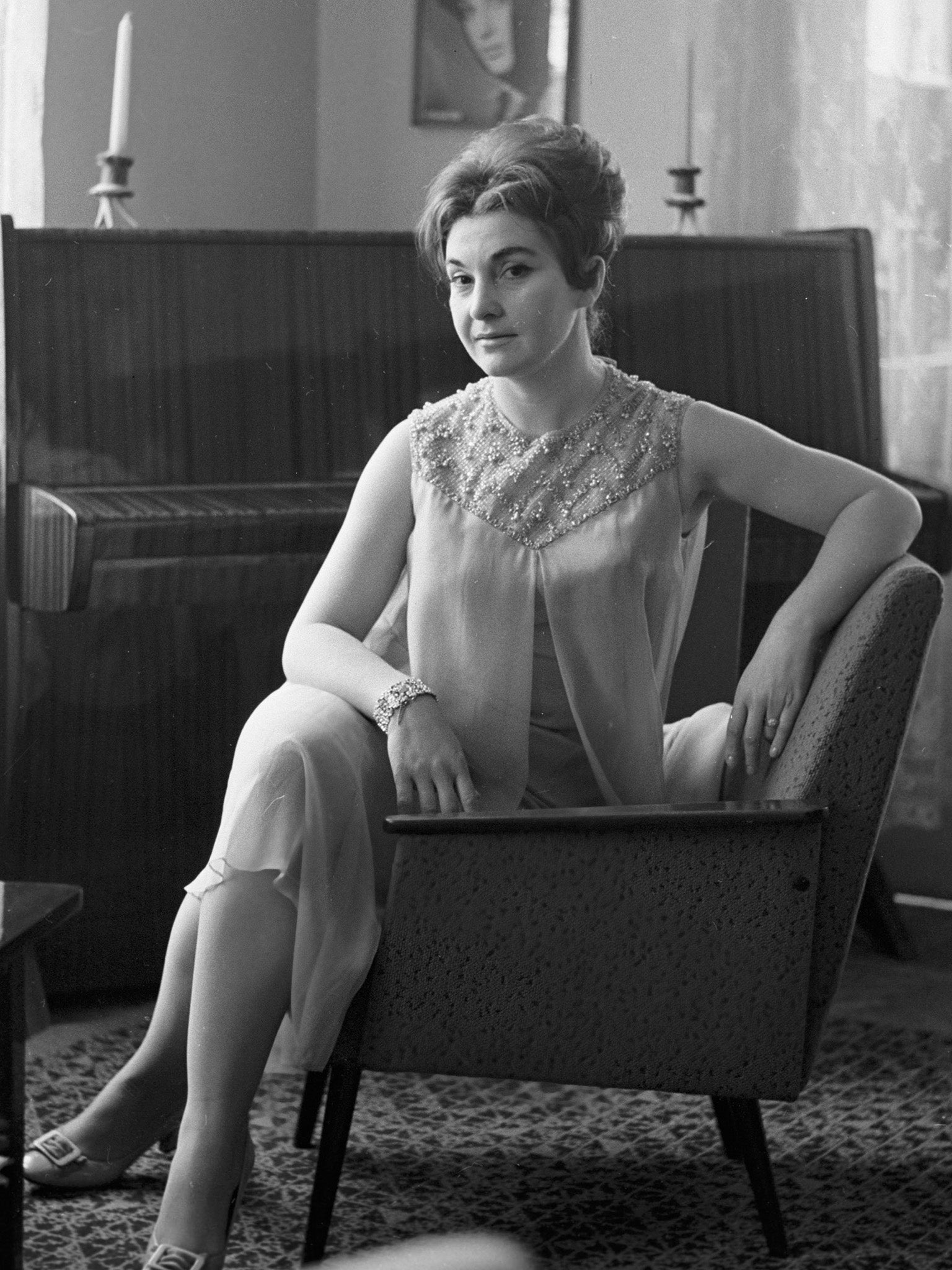 Abashidze starred in her last film in 1990