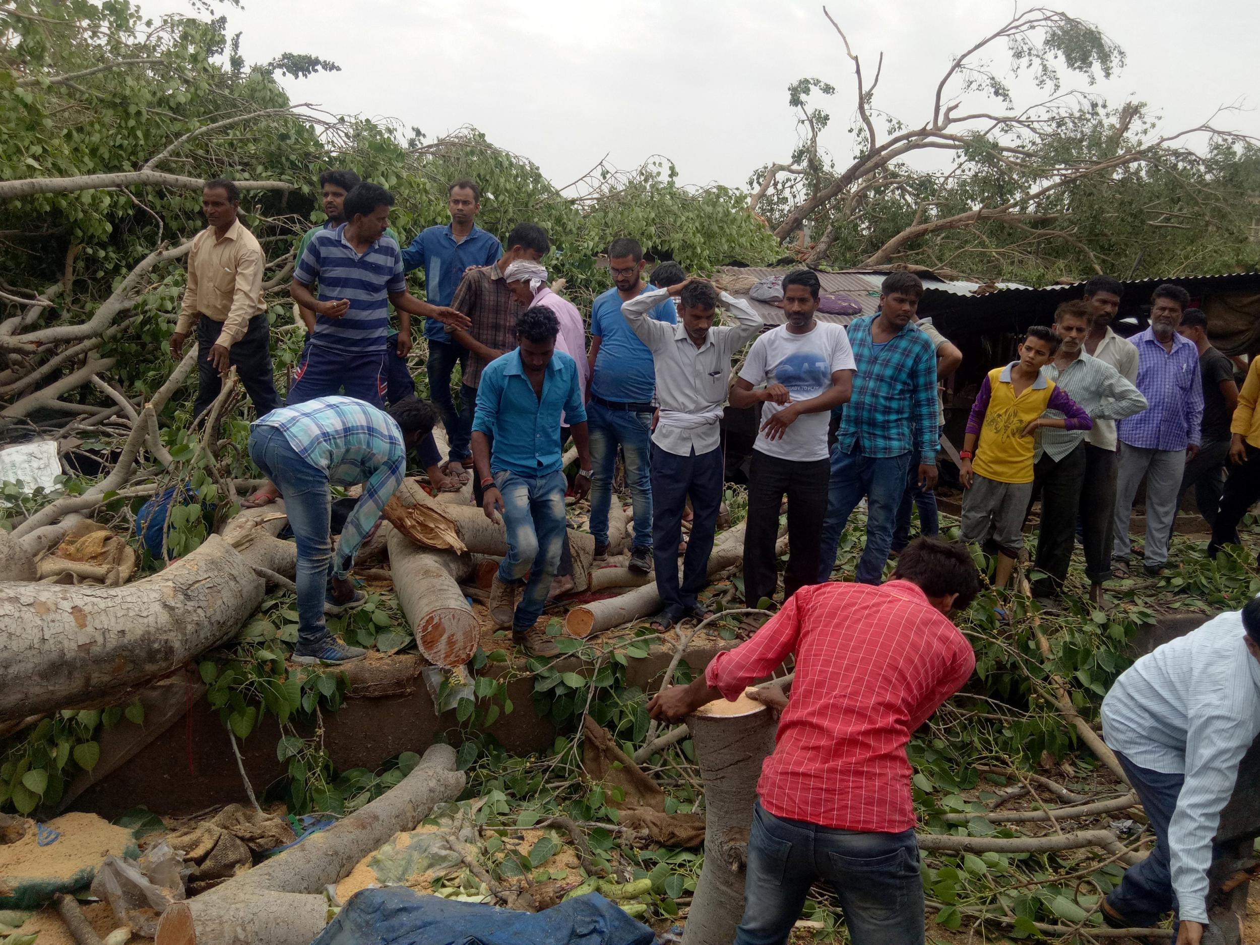 &#13;
More dust storms and thunderstorms were forecast for West Rajasthan over the weekend &#13;