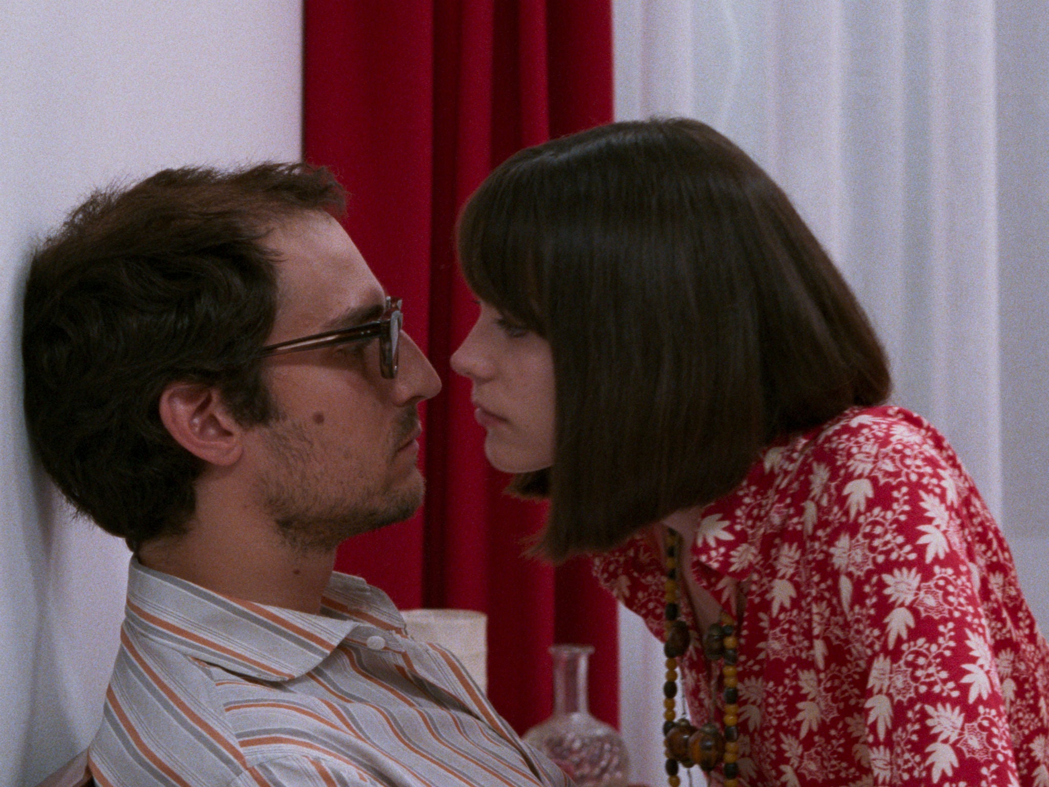 Stacy Martin and Louis Garrel as Anne Wiazemsky and Jean-Luc Godard in ‘Redoubtable’