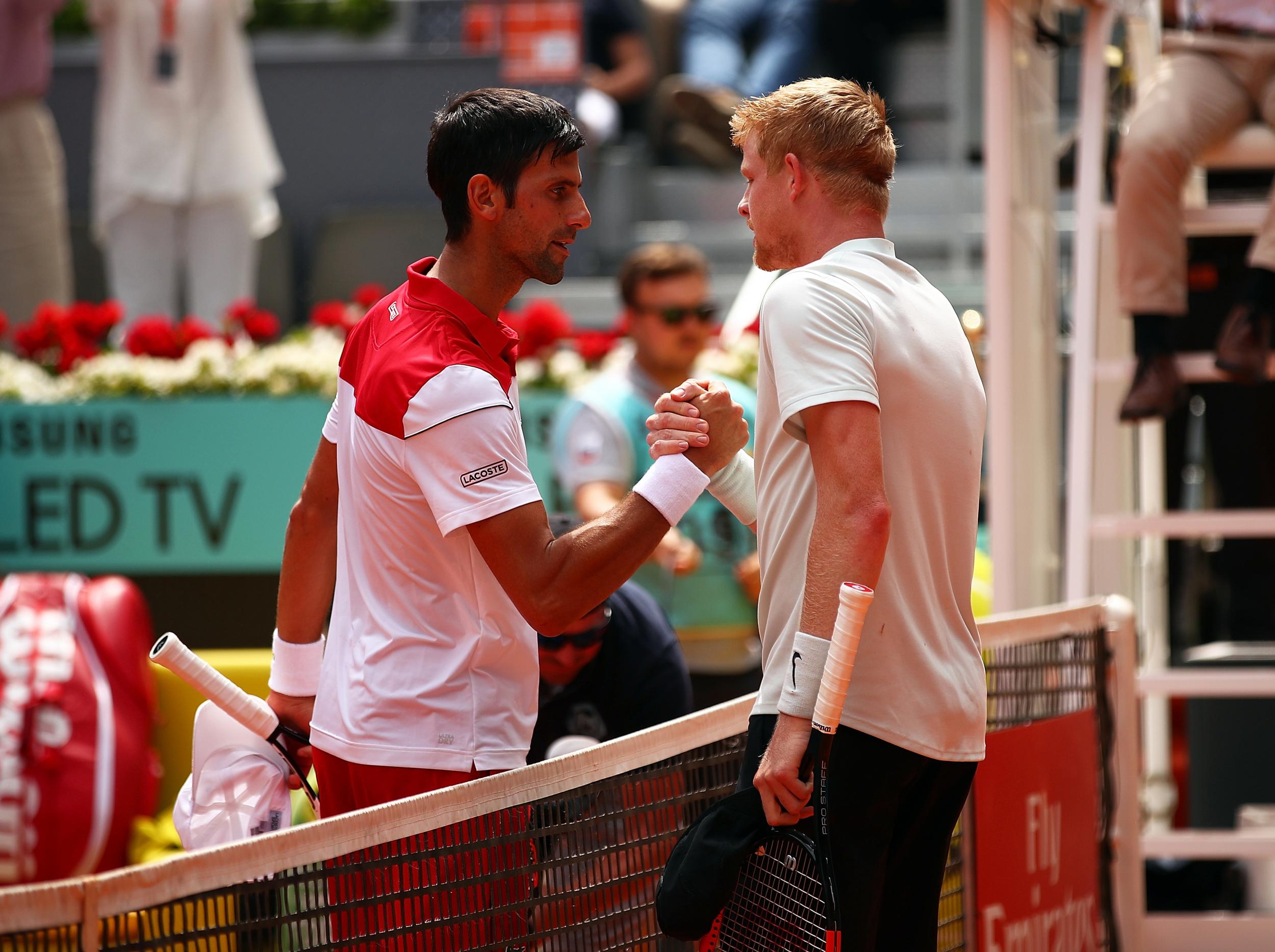 Kyle Edmund is through to the third round