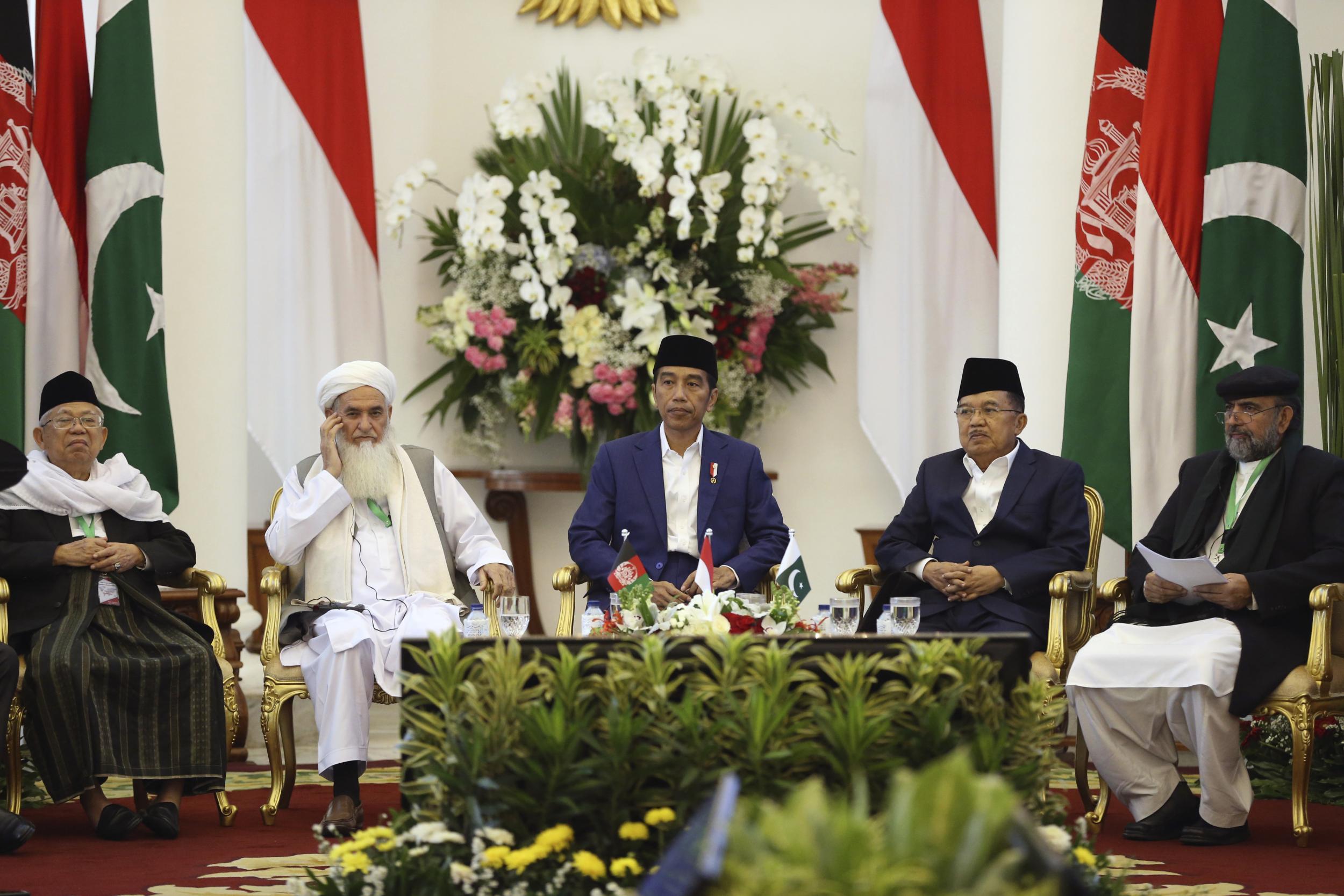 Islamic scholars from Afghanistan, Pakistan, and Indonesia attend the meeting in Bogor