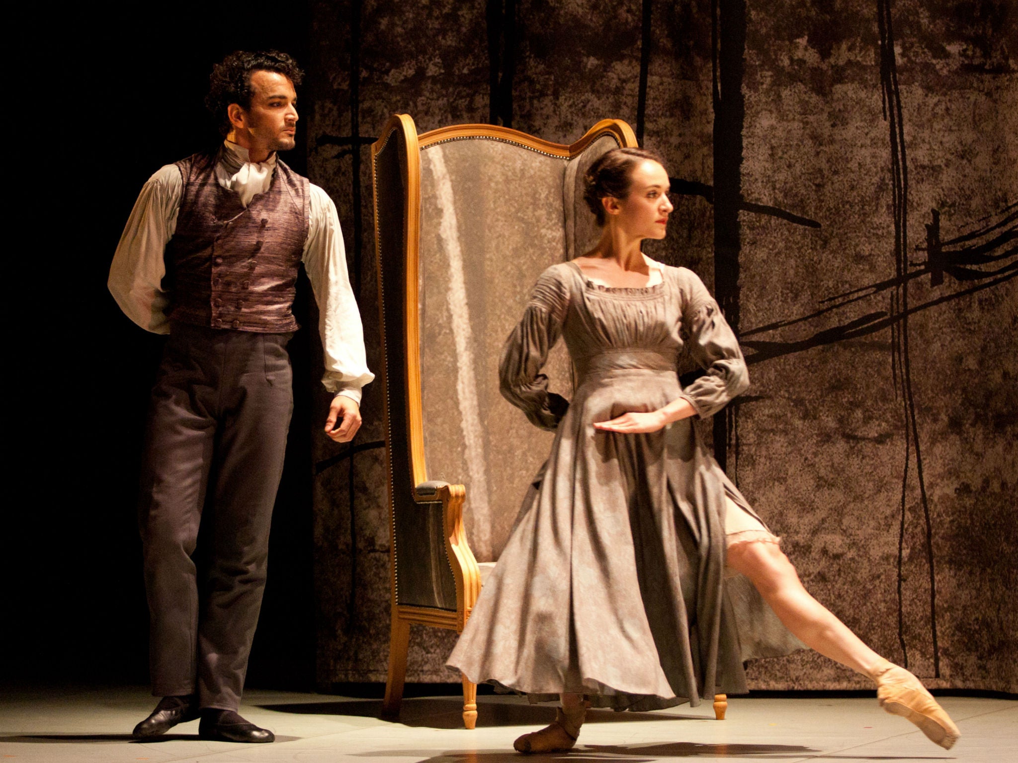 Dreda Blow as Jane and Javier Torres as Mr Rochester in 'Jane Eyre'