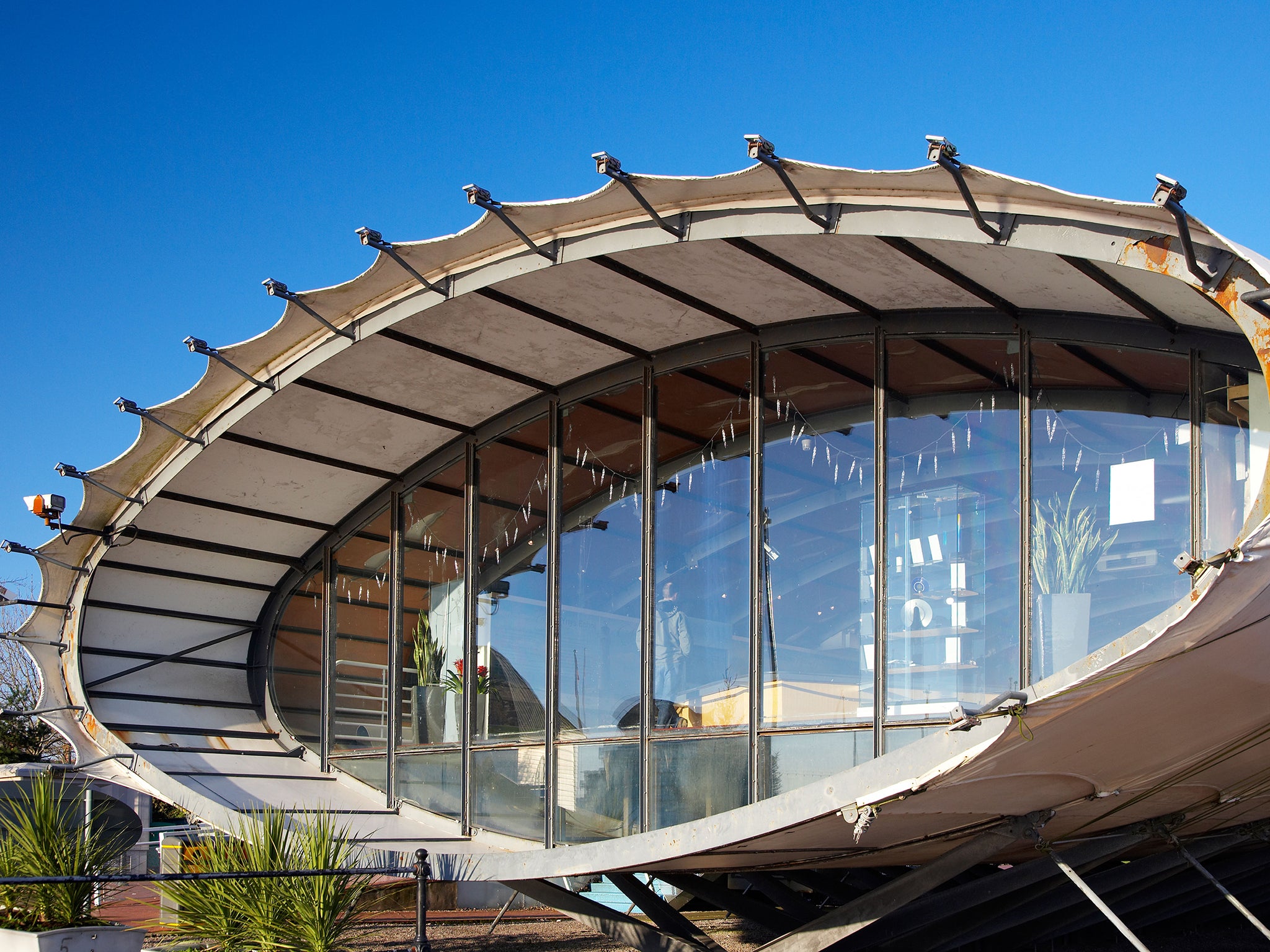 The Cardiff Bay visitor centre has now been dismantled