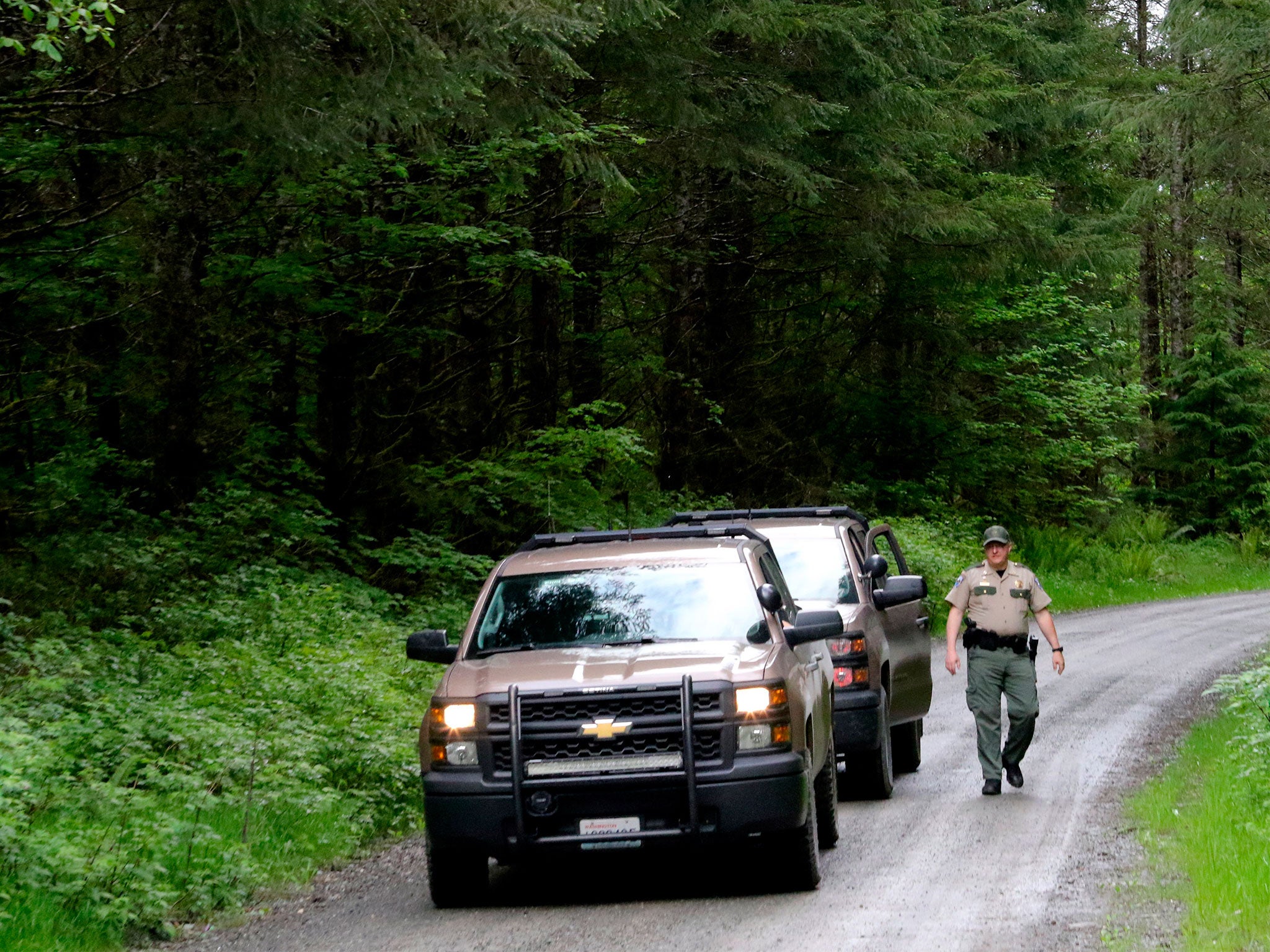 Police on the scene of the attack in North Bend, Washington