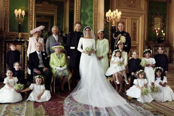 The couple's official wedding portraits were shot by photographer Alexi Lubomirski