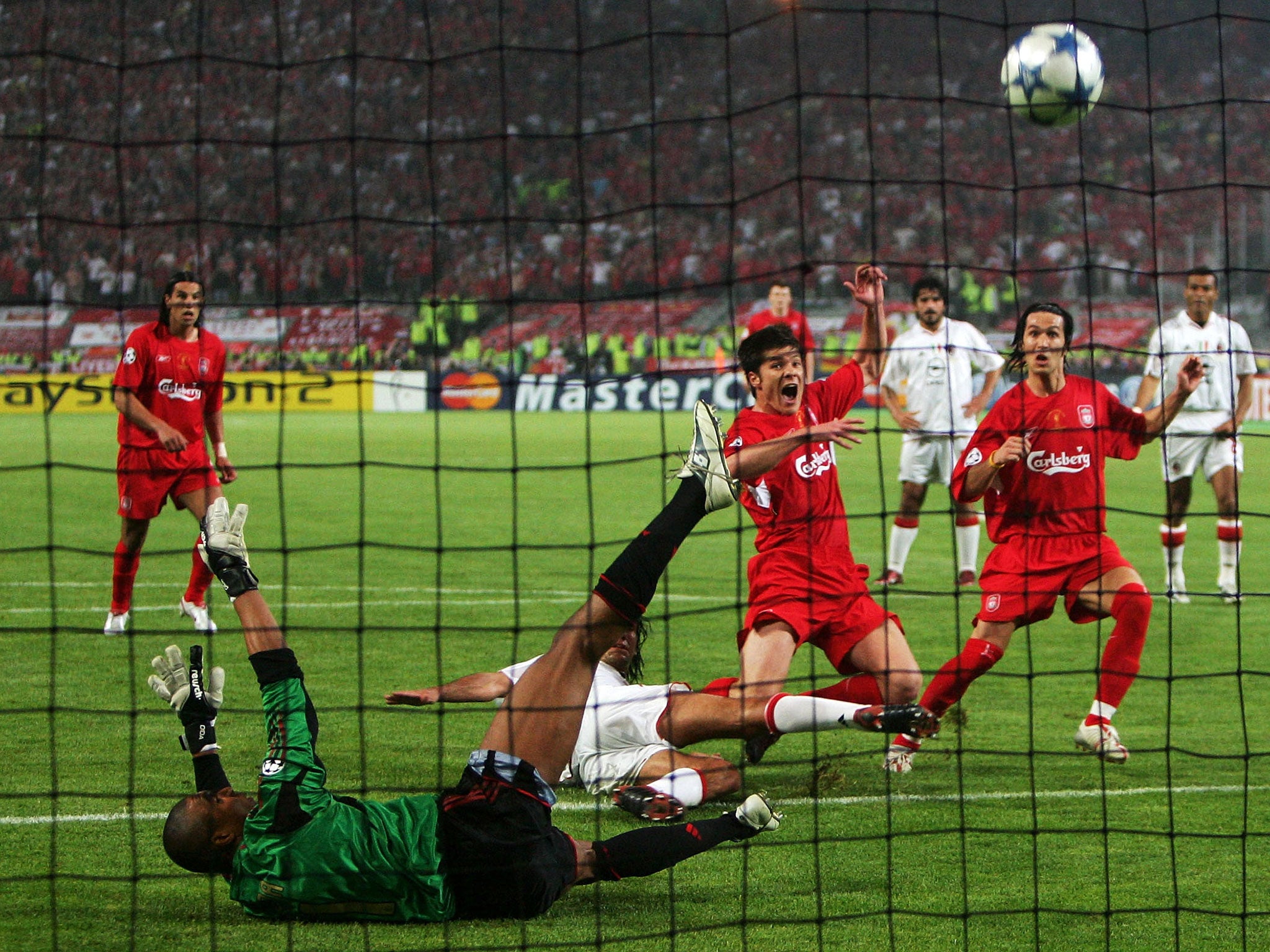 Xabi Alonso scores Liverpool’s third goal against AC Milan