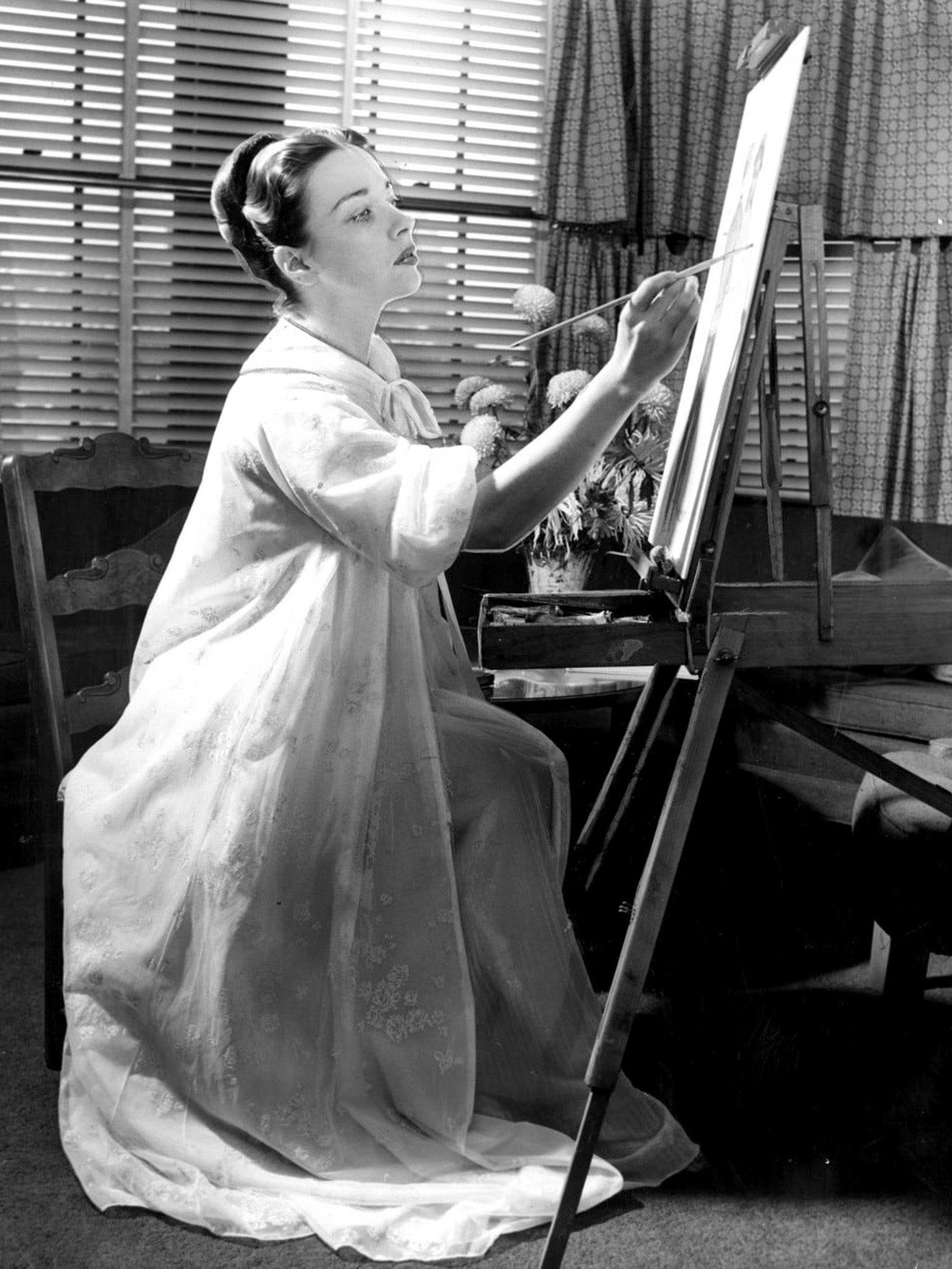 Morison showed off her artistic side for the camera in 1955