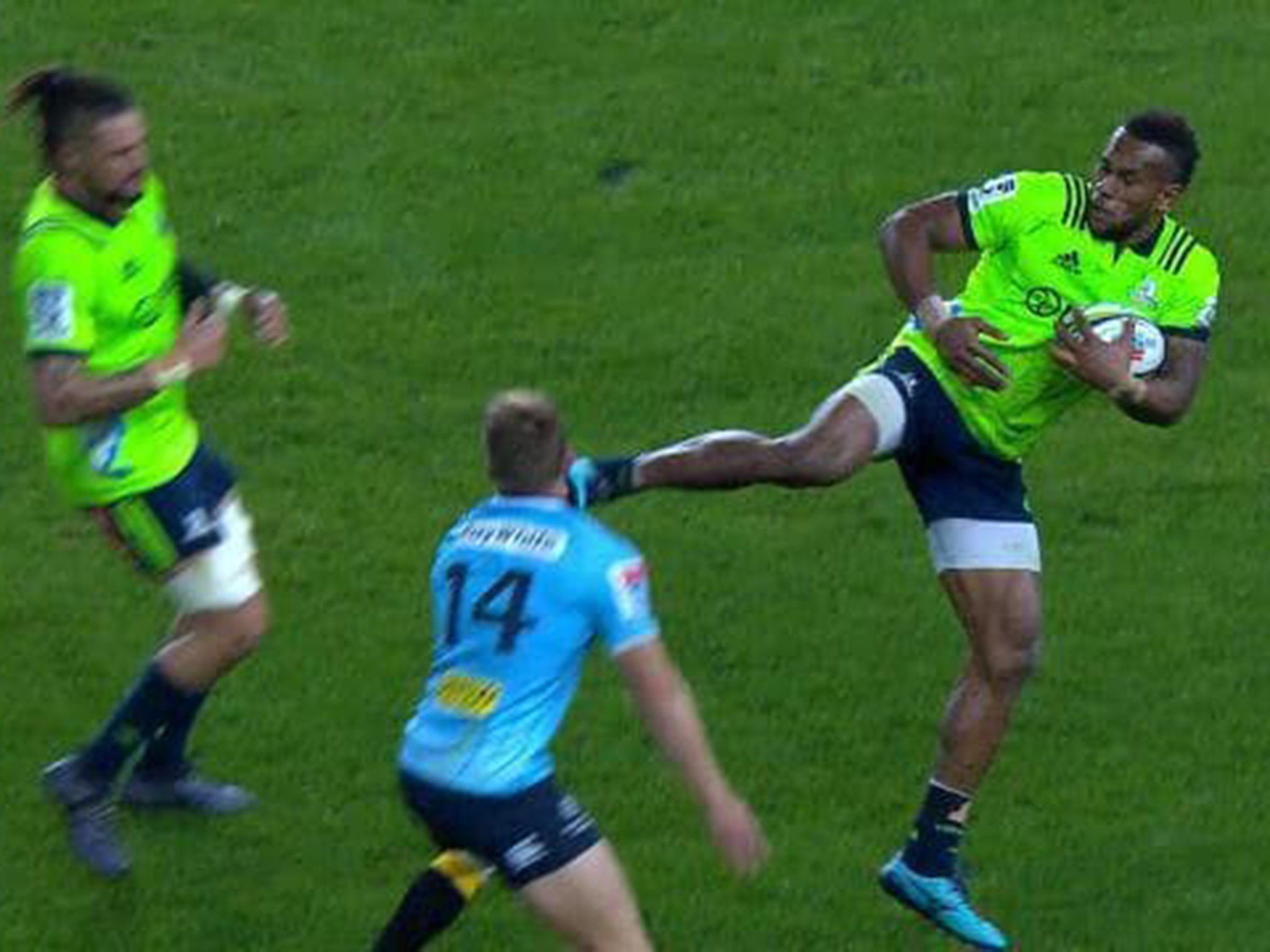 Highlanders wing Tevita Nabura has been banned for six weeks for this kick to the head of Cam Clark