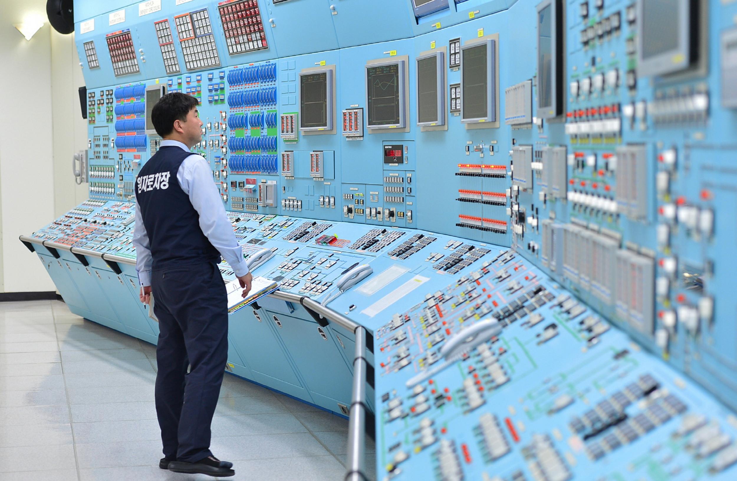 A worker takes part in an anti-cyber attack exercise at Wolsong power plant on December 22, 2014 in Gyeongju, South Korea.