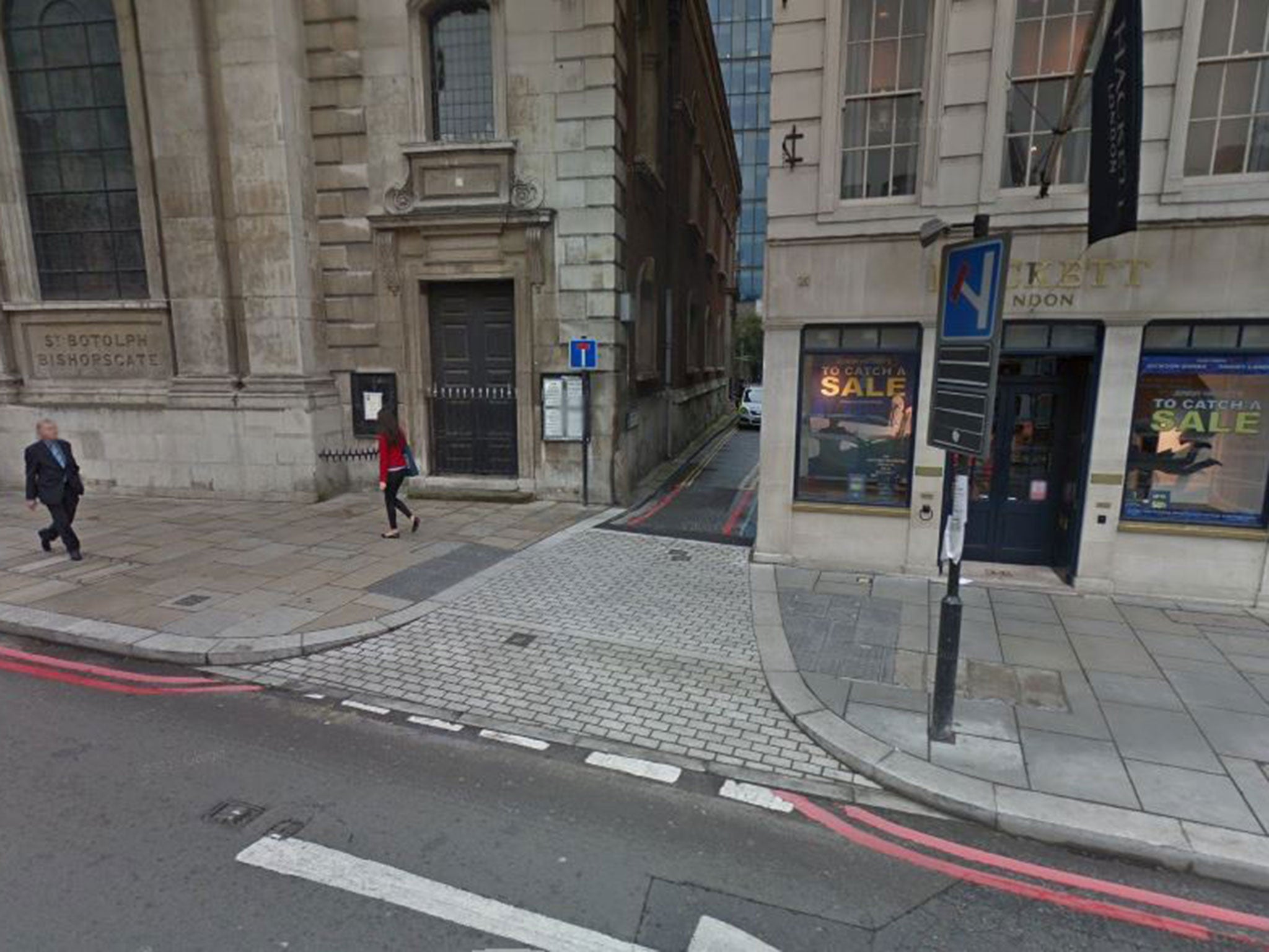 Police were called to Alderman’s Walk, near Liverpool Street