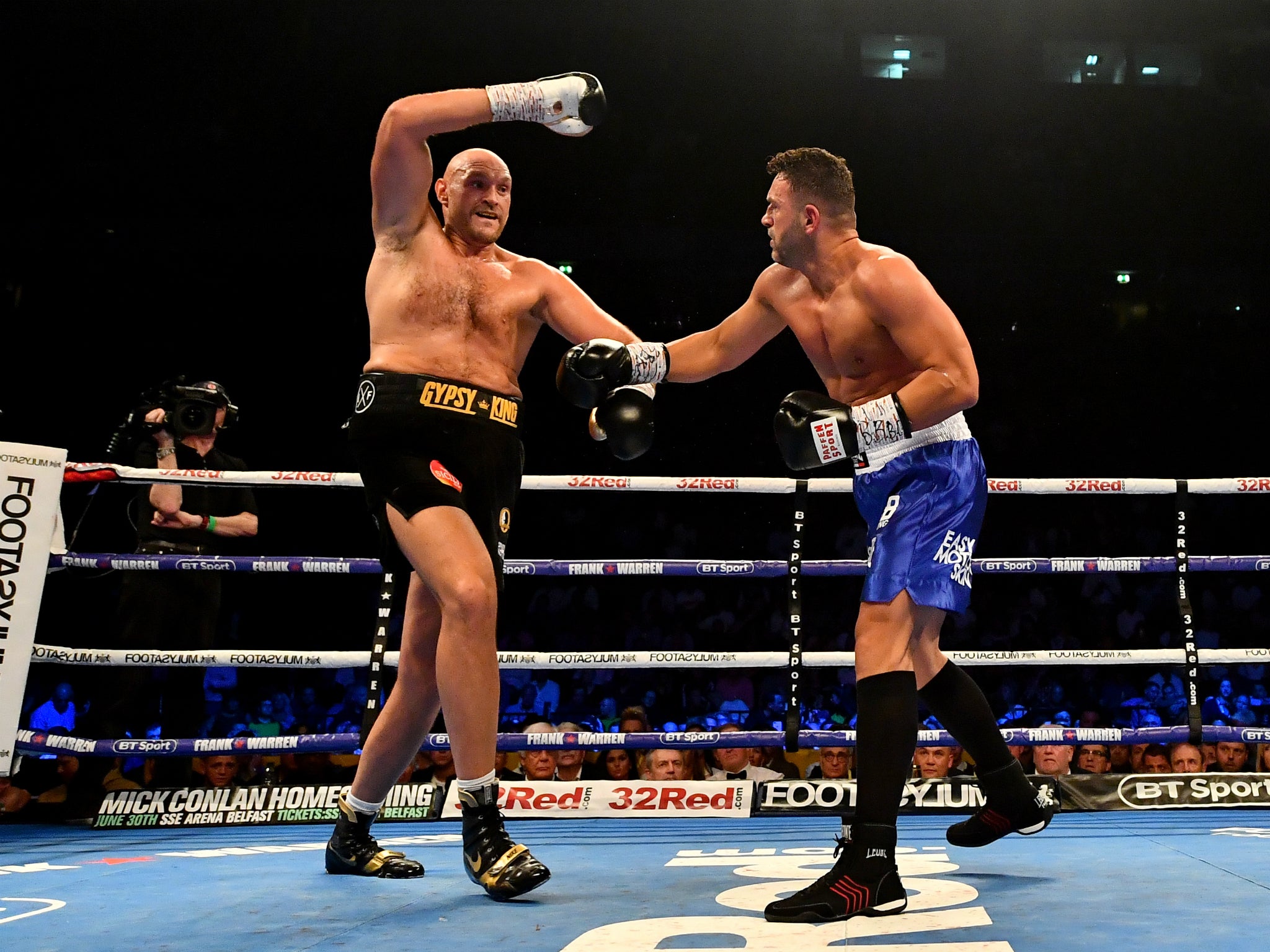 The fight was Fury's first since beating Wladimir Klitschko in 2015