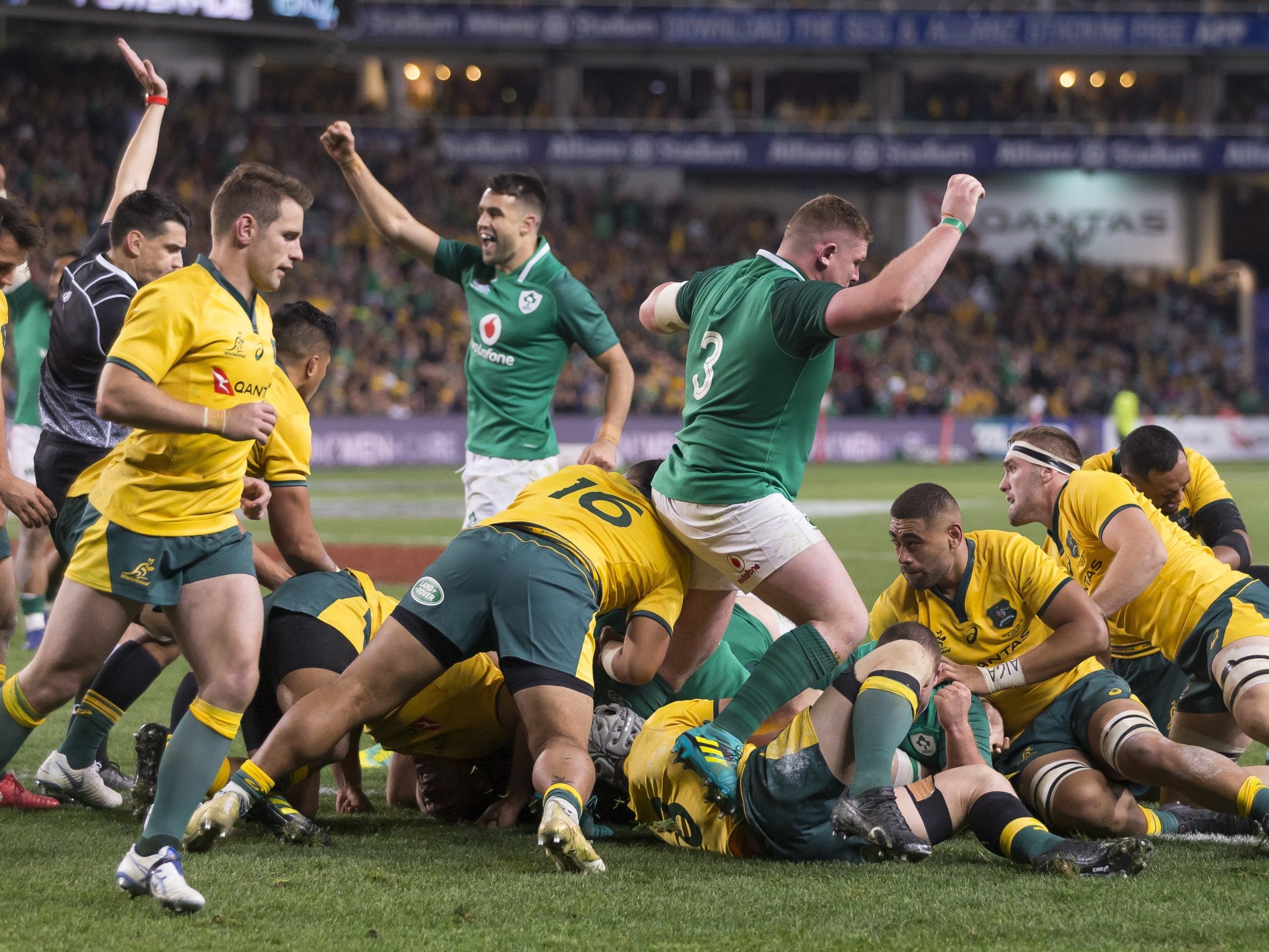 Ireland players celebrate as CJ Stander scores their only try against Australia