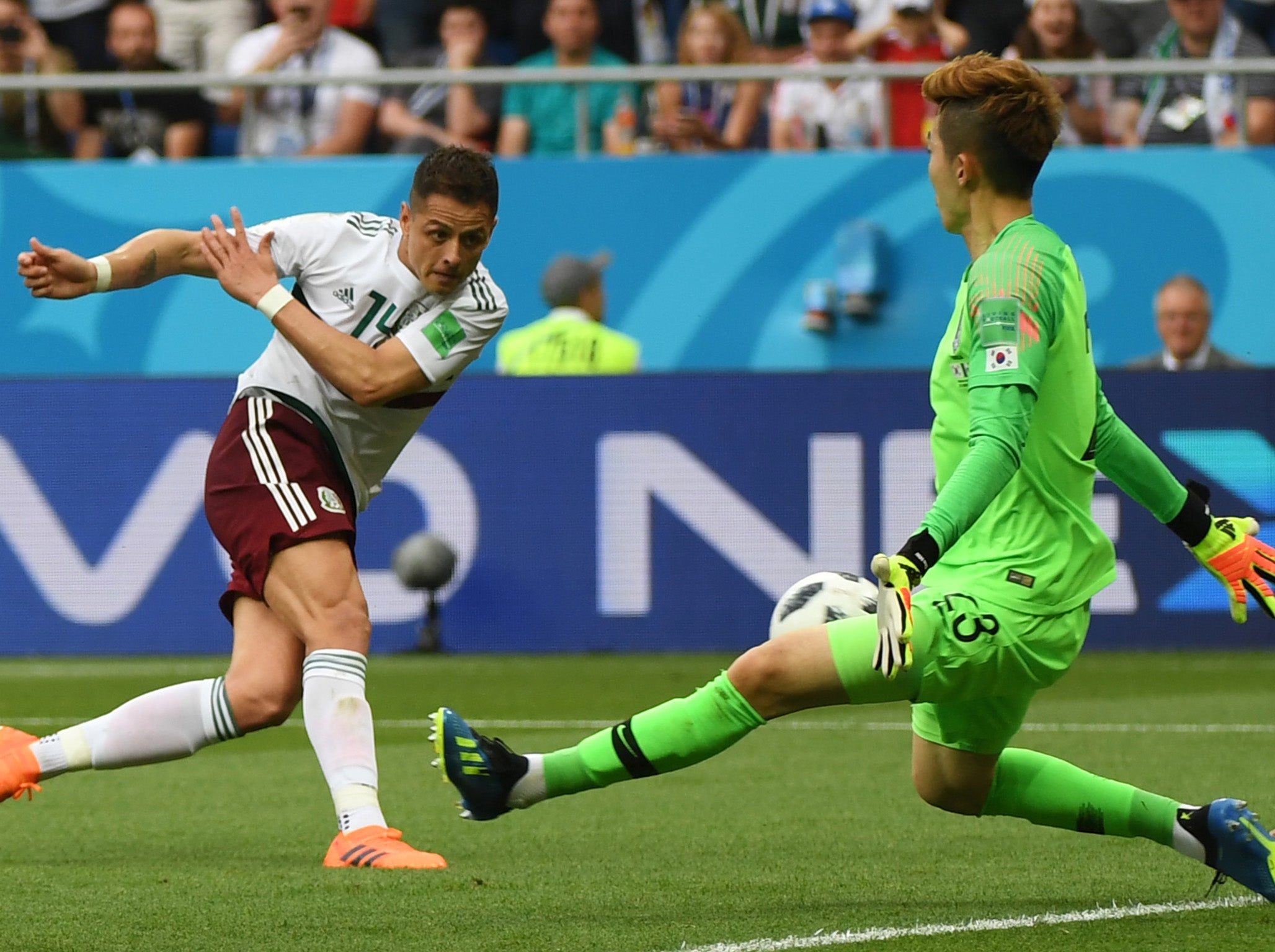 Javier Hernández scored his 50th international goal