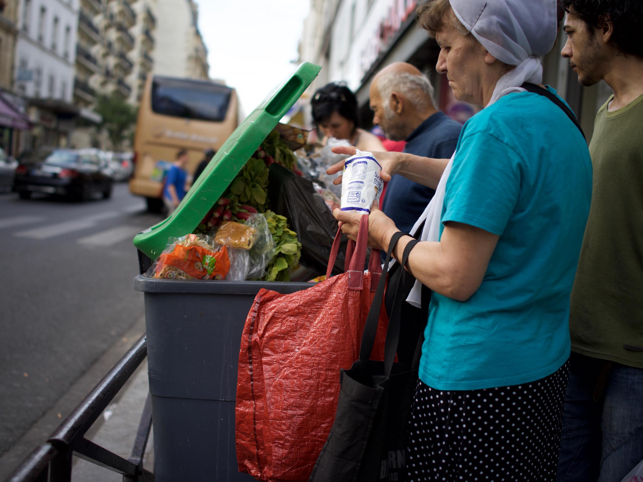 &#13;
Four million people in France cope with food insecurity and have to rely on food banks &#13;