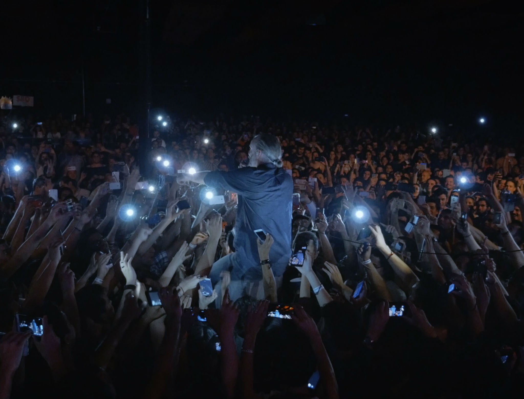 Big in Mexico: Fran Healy meets his fans