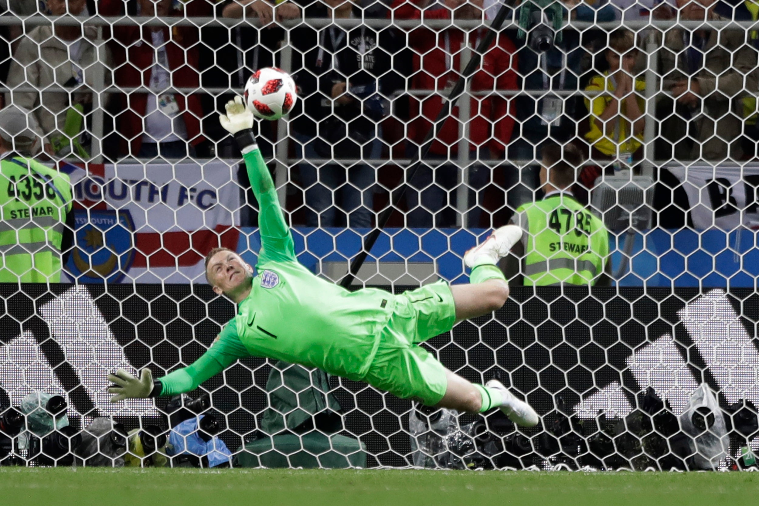 Pickford saves Carlos Bacca's penalty to set England up to win