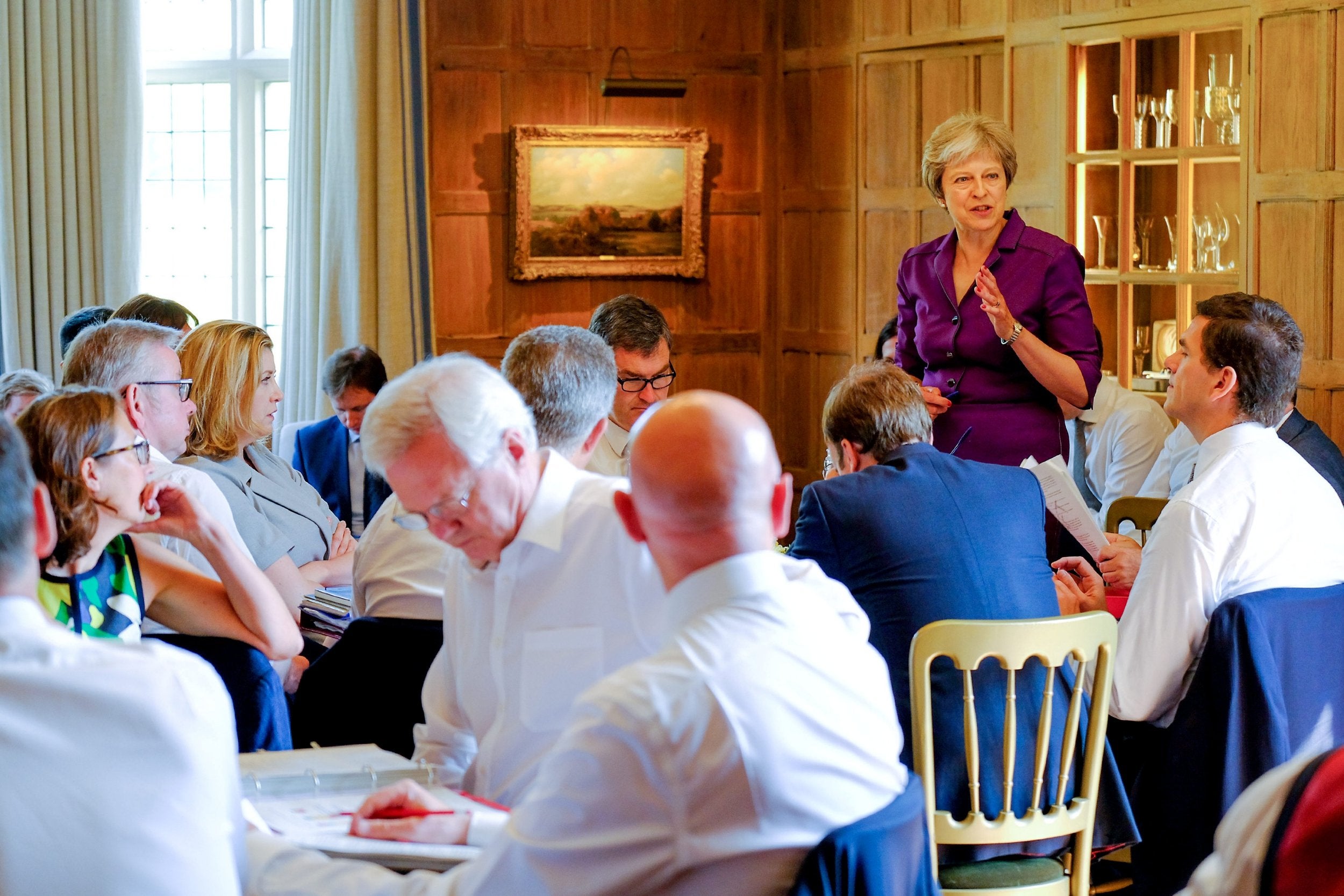 Theresa May commences a meeting with her cabinet to discuss the government's Brexit plans at Chequers