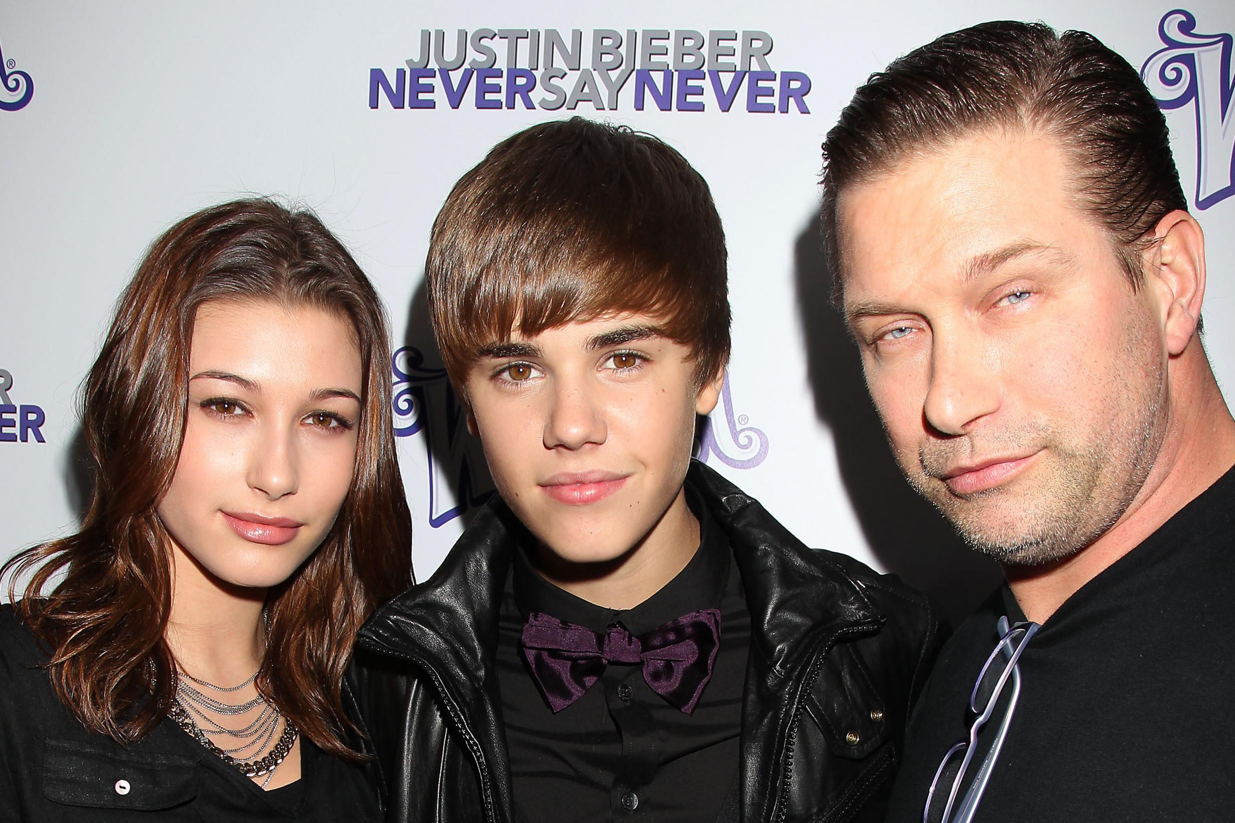 When the two first met in 2009, pictured with Stephen Baldwin