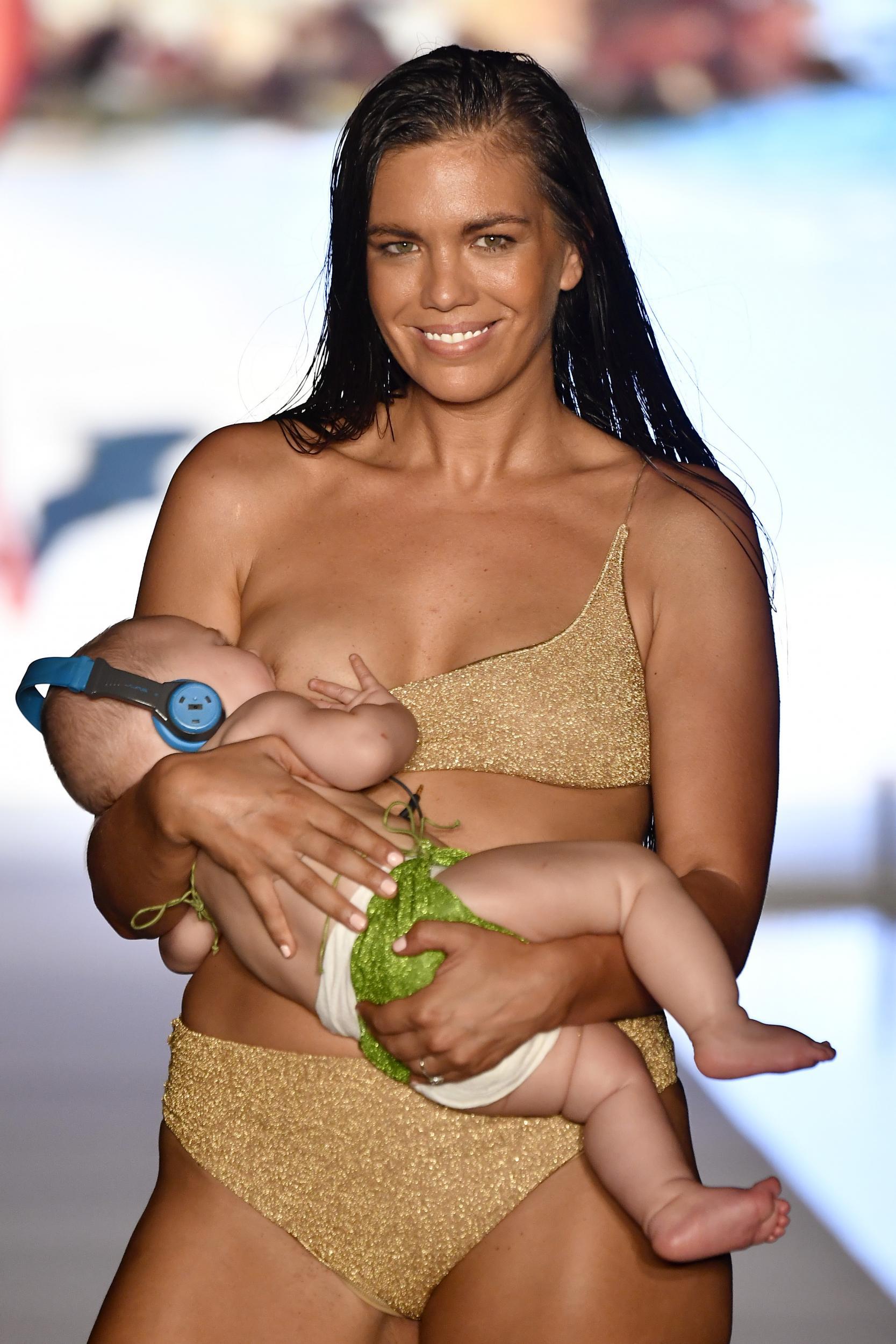 Mara Martin breastfed her daughter on the catwalk (Getty)