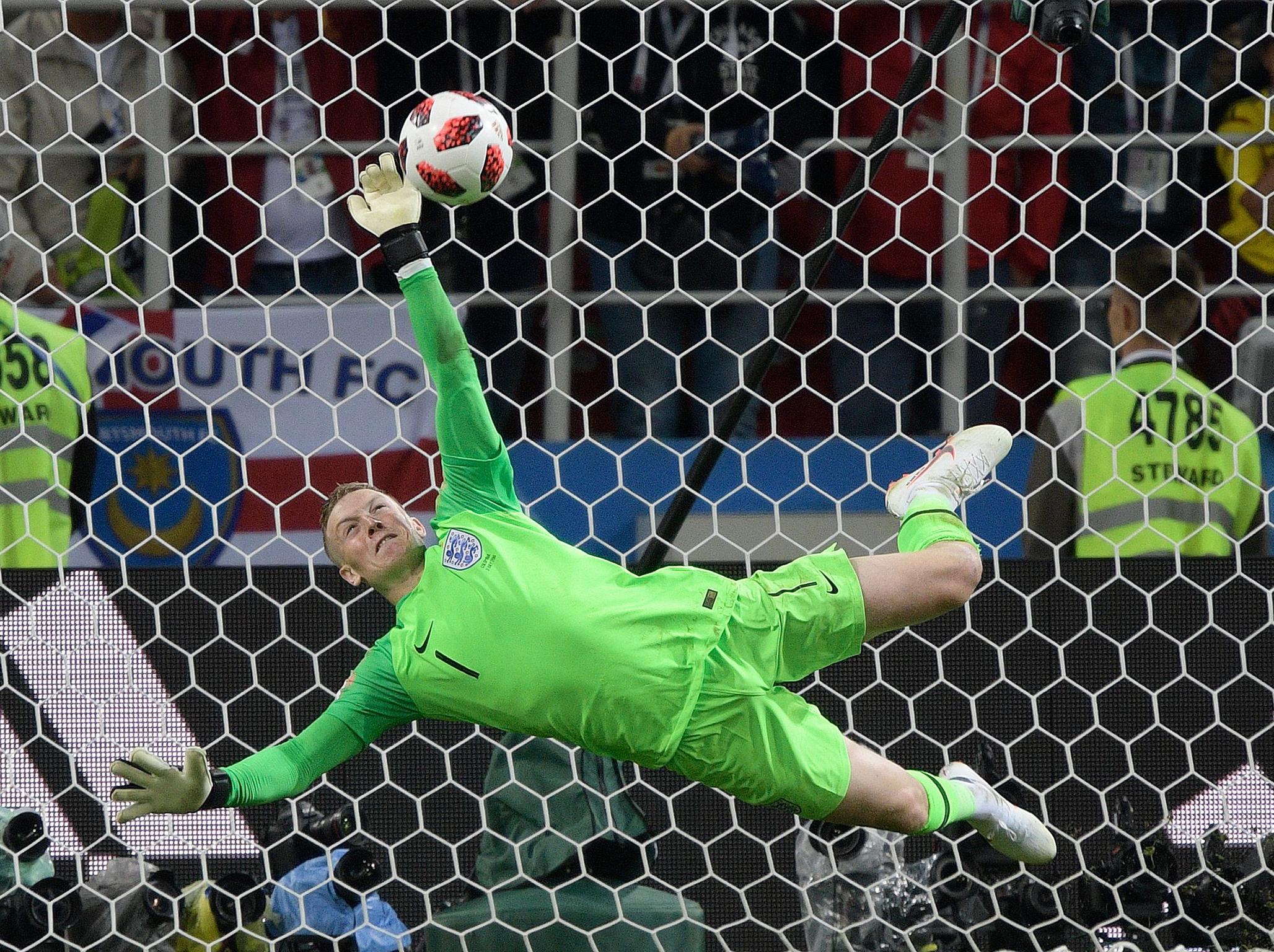 While Kepa might be compared to De Gea, his path is more similar to Pickford's