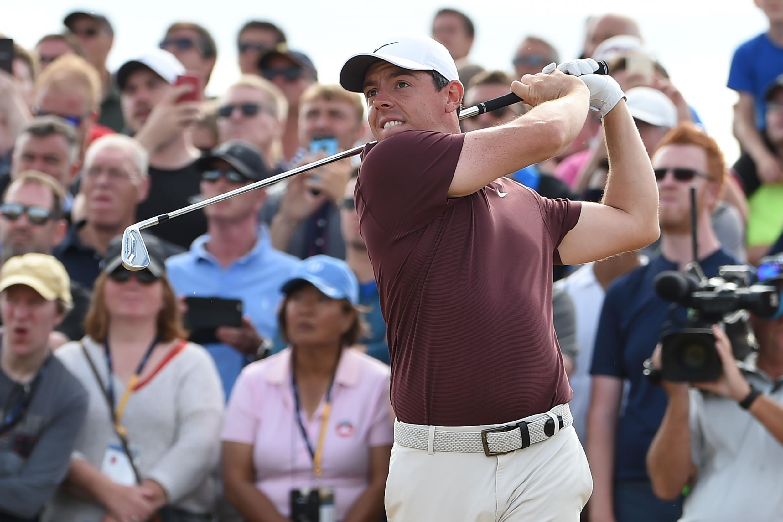 McIlroy is in contention despite a disappointing Saturday