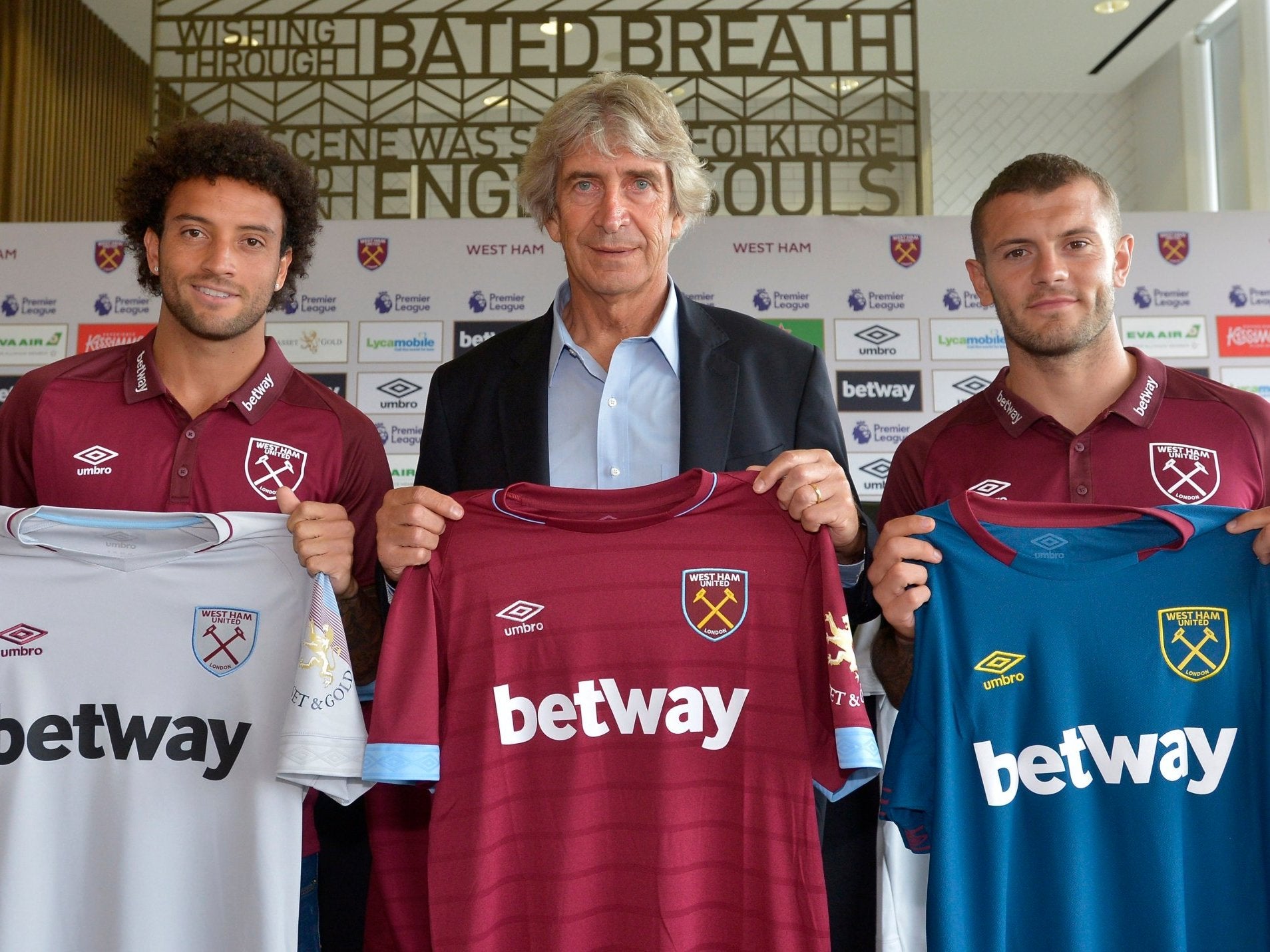 Felipe Anderson, Manuel Pellegrini and Jack Wilshere of West Ham