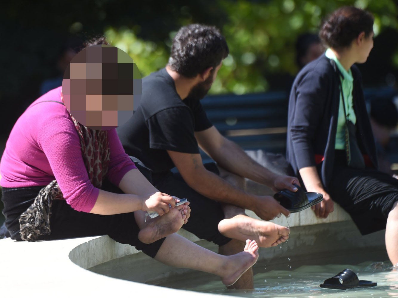 Royal Parks said it turned off the Joy of Life fountain so it could be cleaned