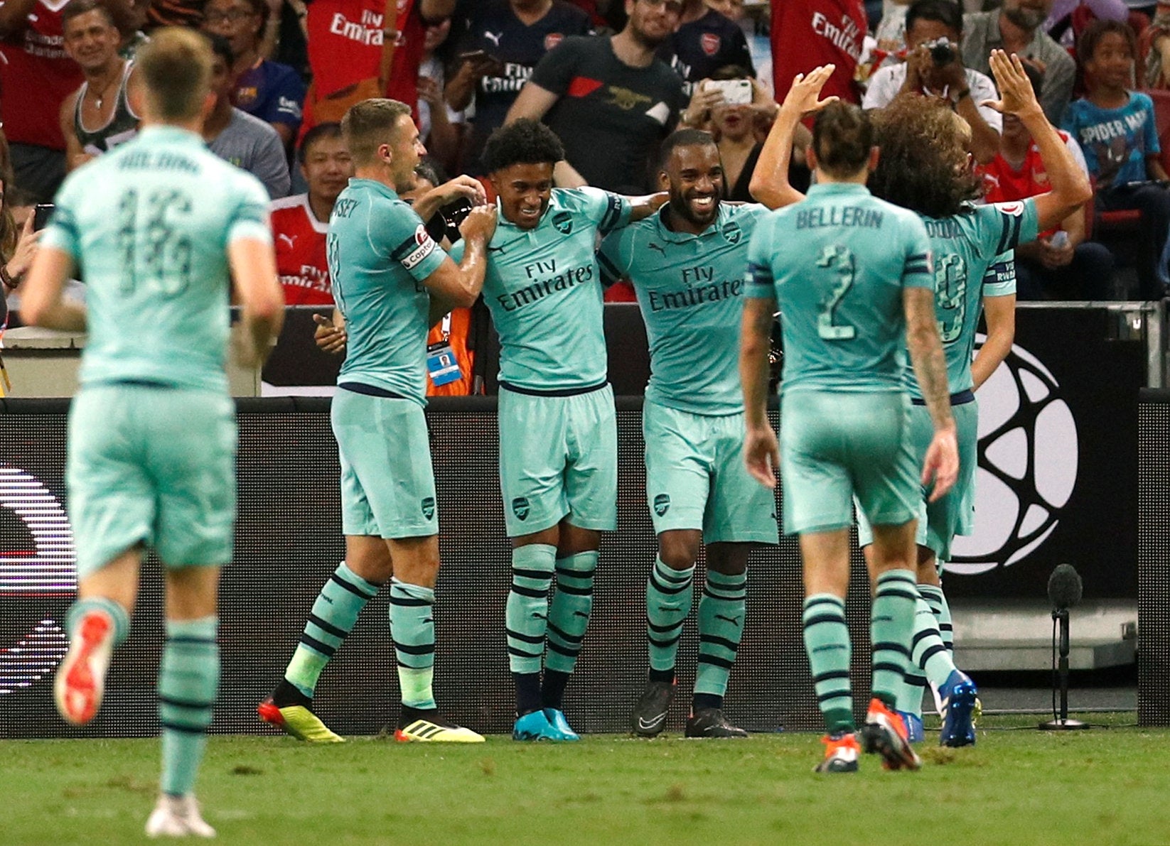 Arsenal put five past French champions PSG (Reuters)