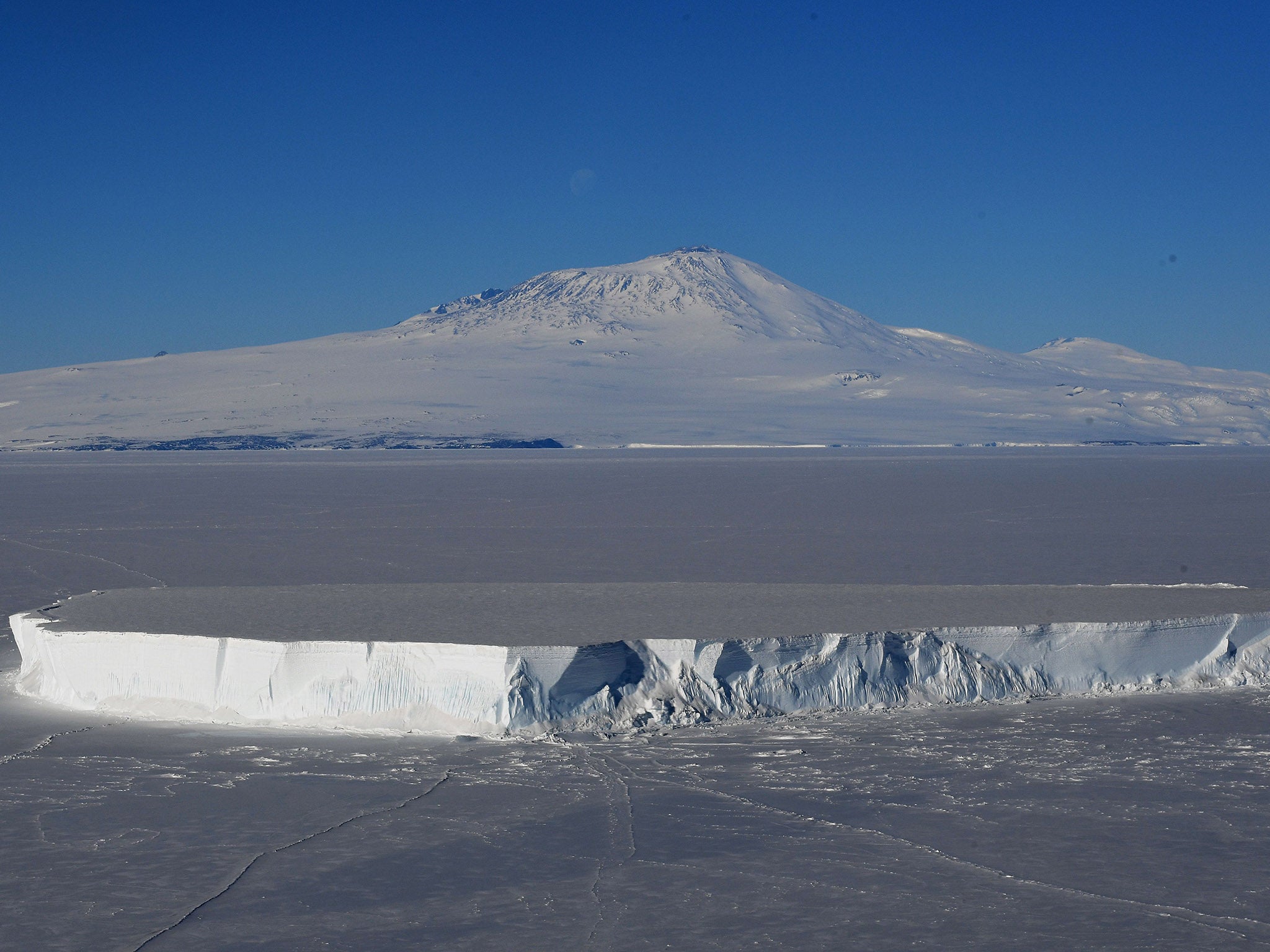 Mount Erebus (Getty)