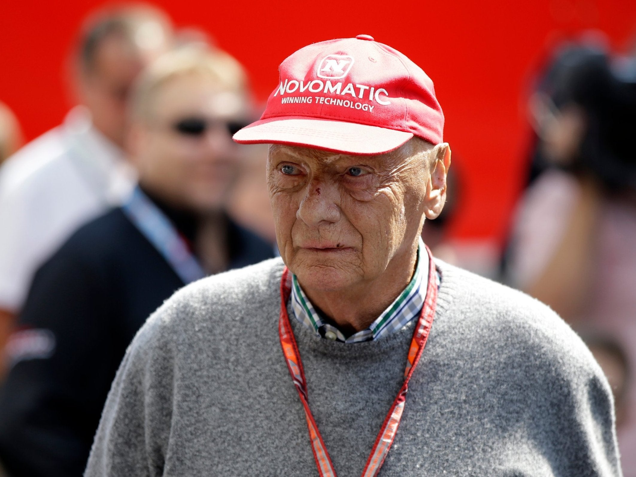 Three-time F1 world champion Niki Lauda has had a lung transplant