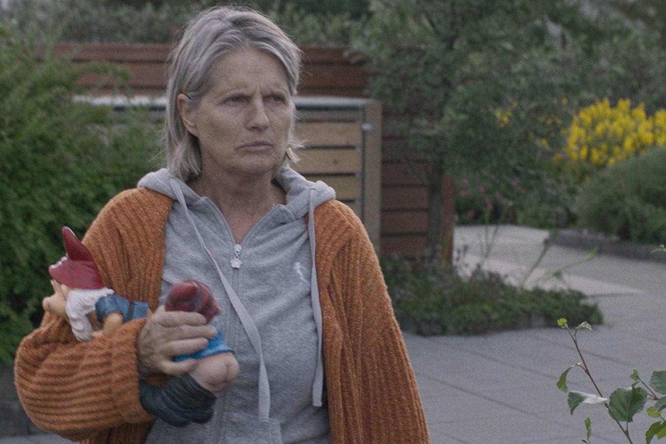 No place like gnome: the neurotic and very sharp-tongued mother Inca (Edda Björgvinsdóttir)