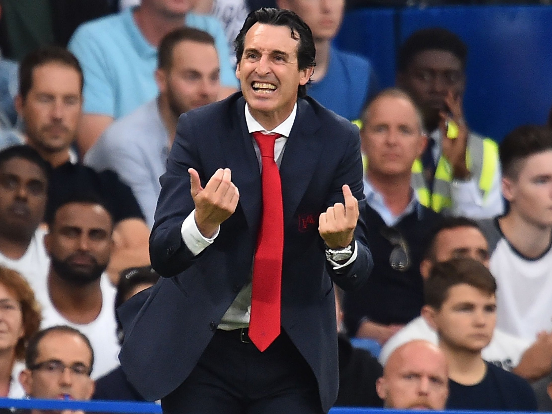 Unai Emery's Arsenal career has got off to consecutive defeats