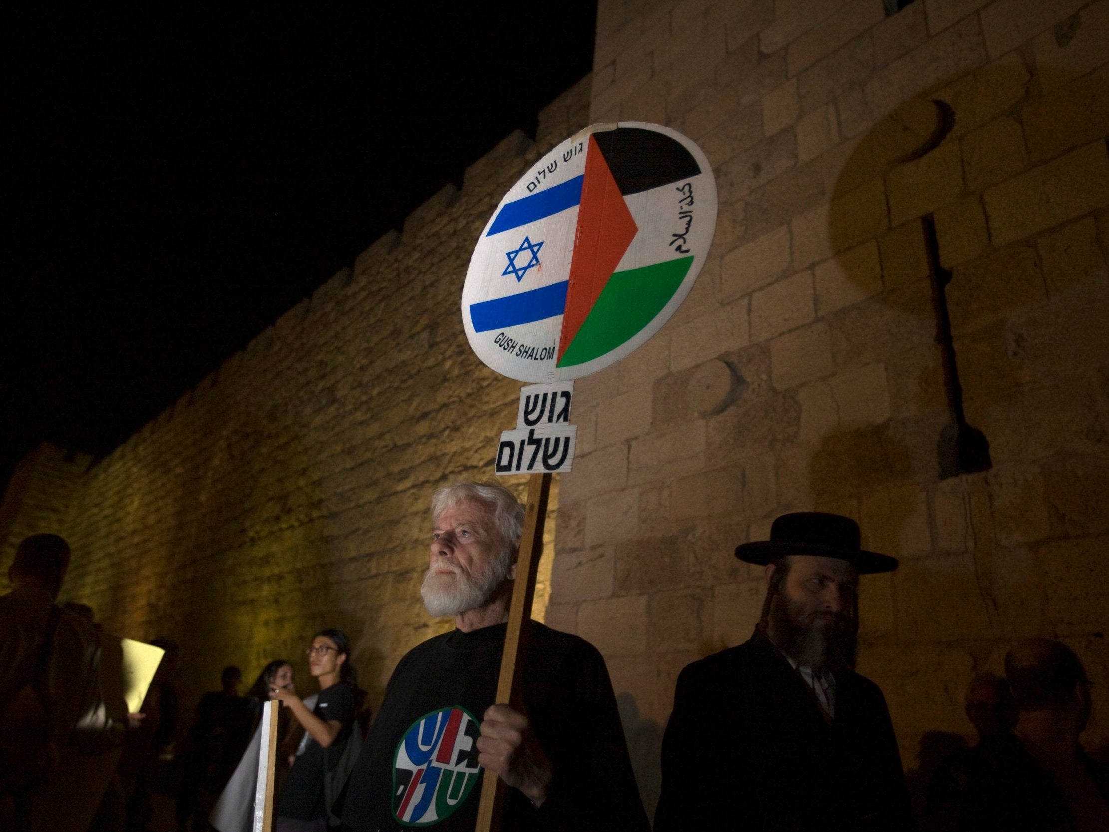 Uri Avnery was himself a Zionist, or at least a believer in a left-wing, courageous but humble “light among the nations” Israel