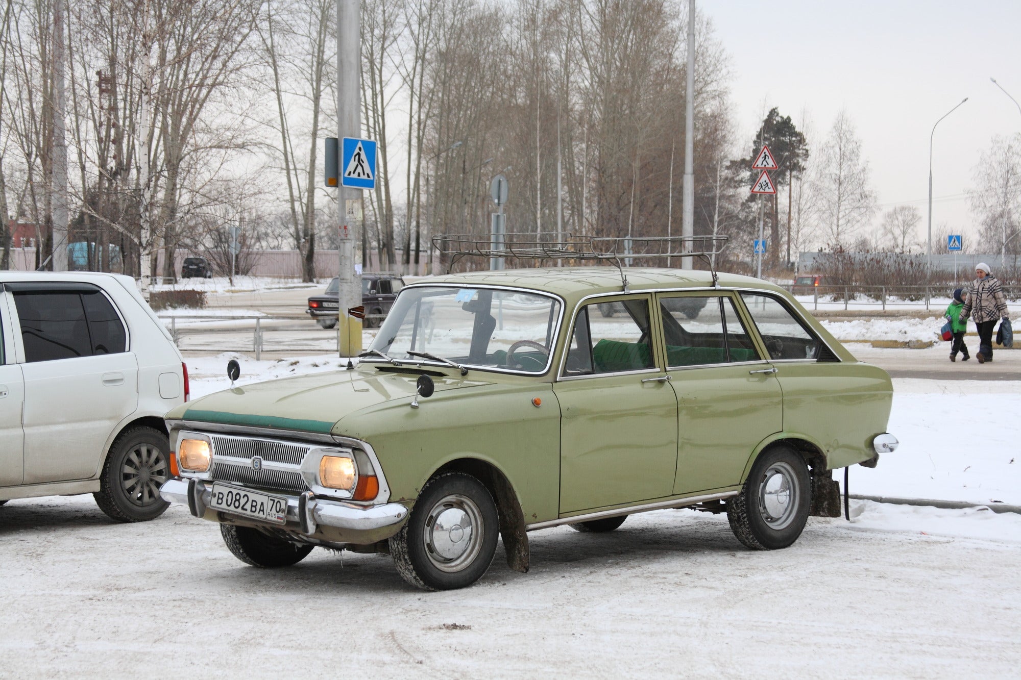 The Izh 2125 was popular in Soviet Russia in the 1970s