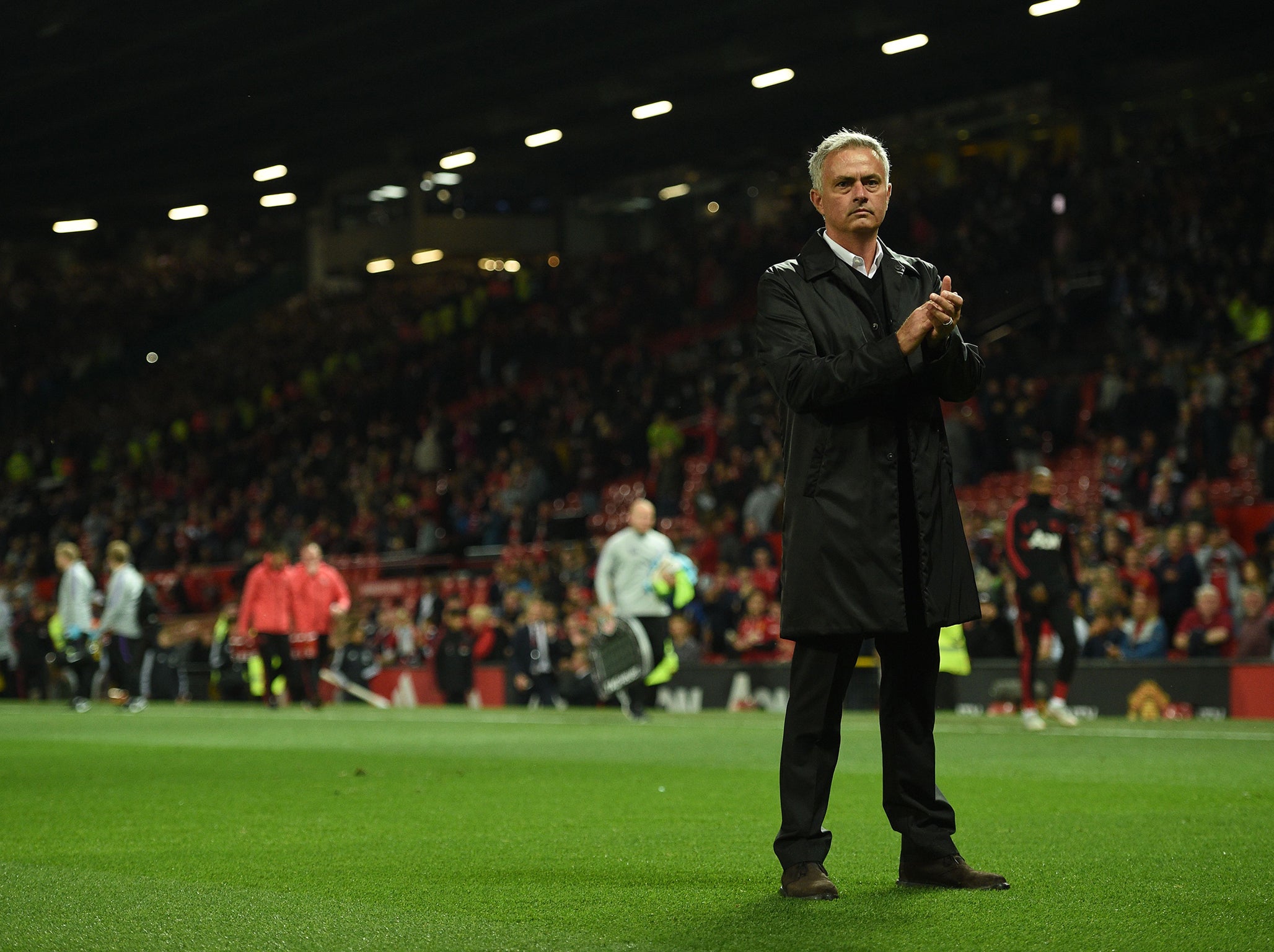 Mourinho stayed to applaud United's supporters