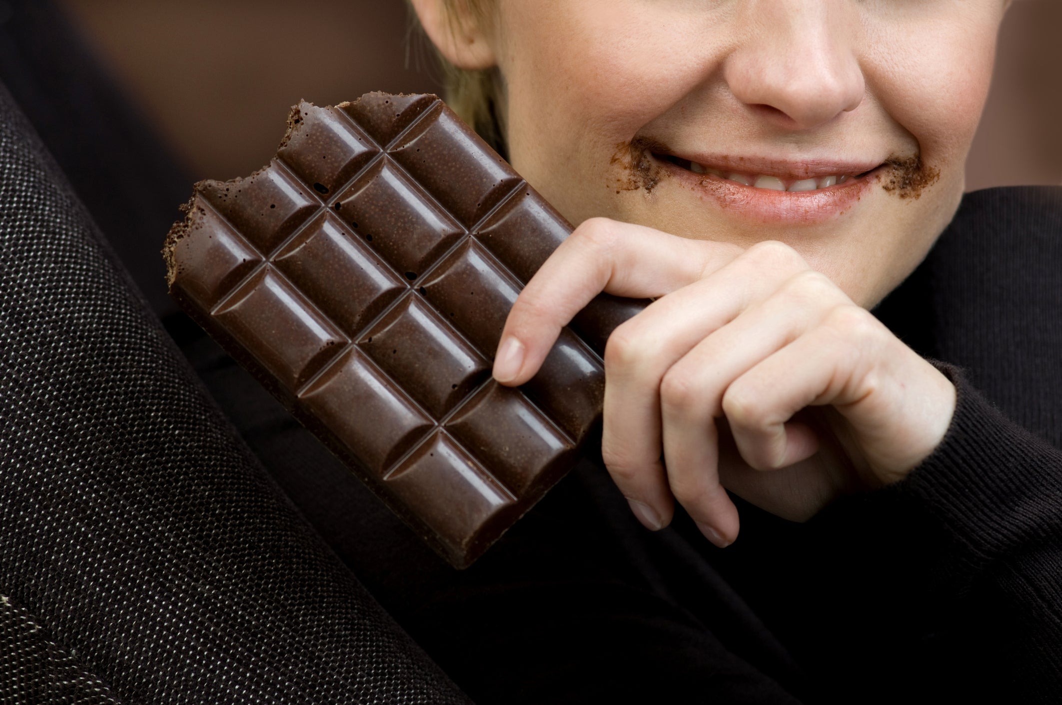 Scientists suggest that eating three bars of chocolate per month might be good for your heart (Getty/iStock)